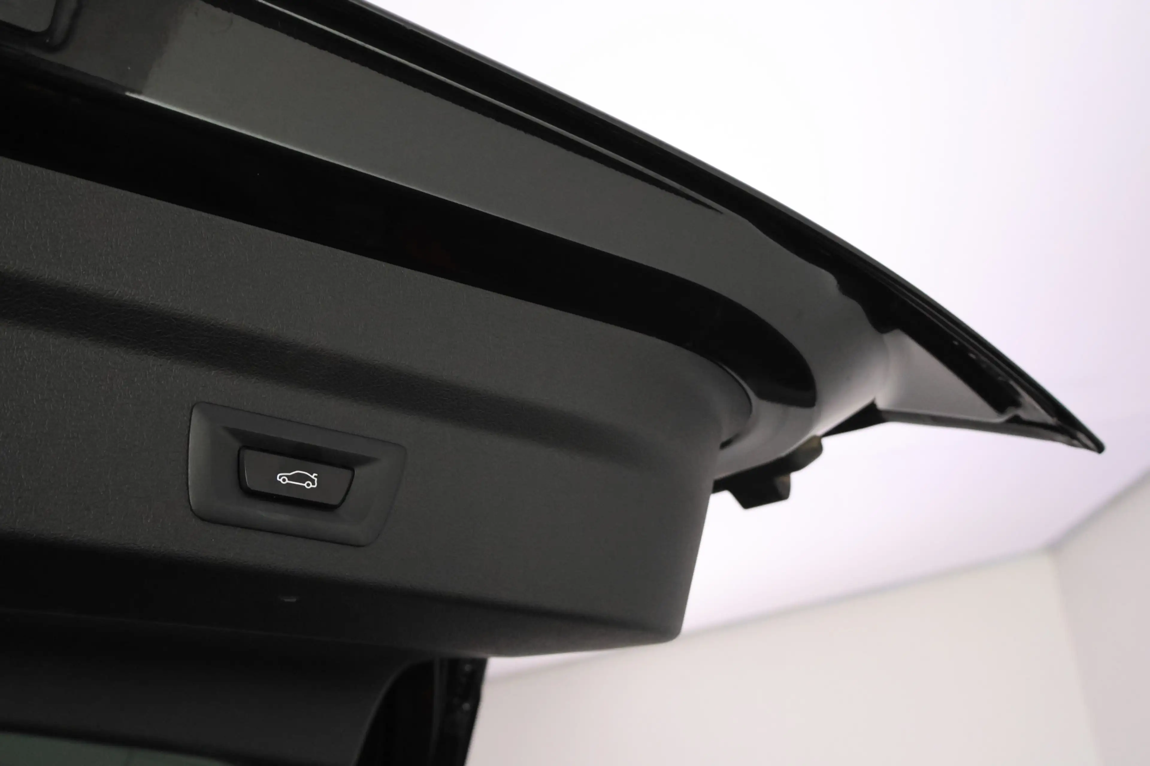 BMW X2 20iA M-SPORT Edition FULL LED | HARMAN KARDON | ME — photo 25