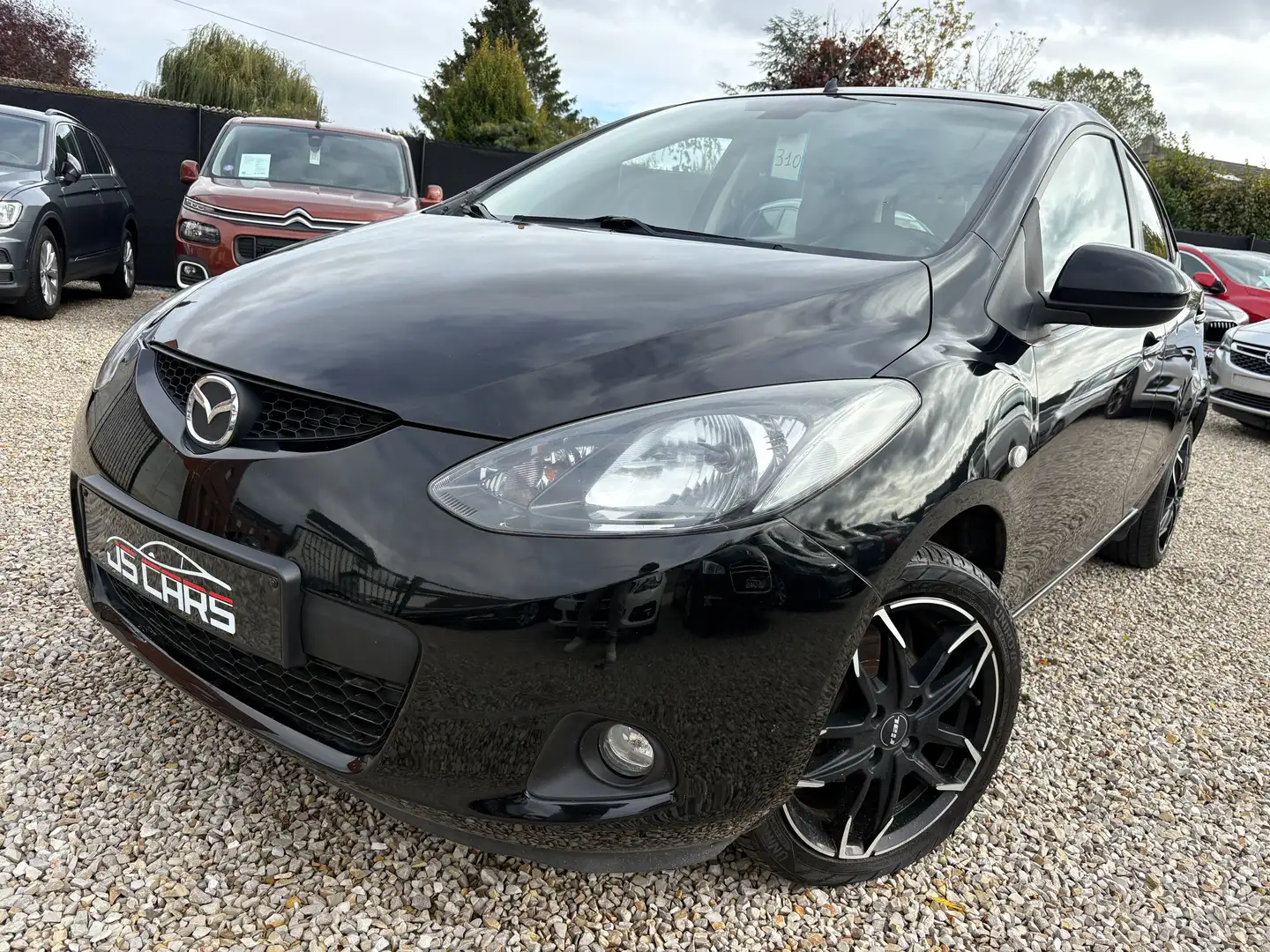 Mazda 2 1.5i Sport*AIRCO*FAIBLES TAXES* Noir - 1