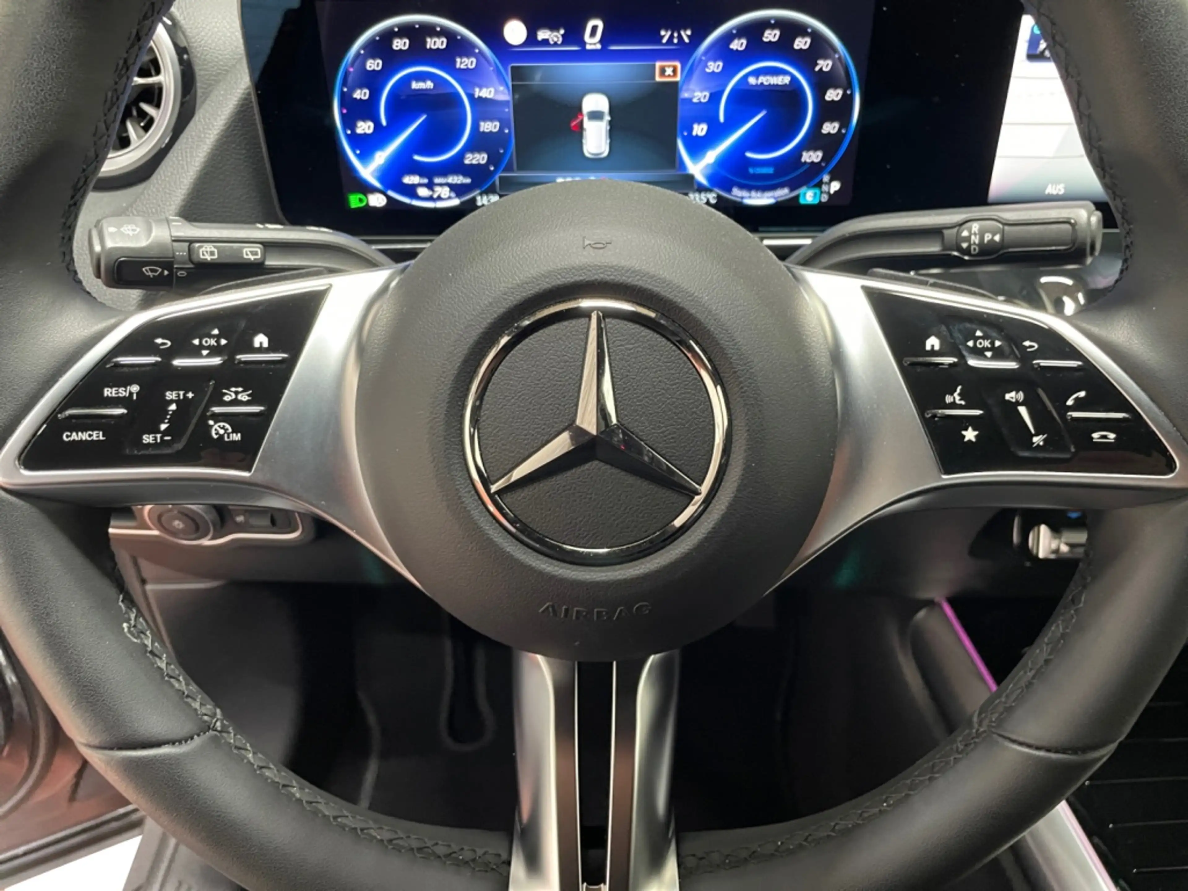 Mercedes-Benz EQA 250 + Progressive MBUX+Progressive+Wide+Cam — photo 13