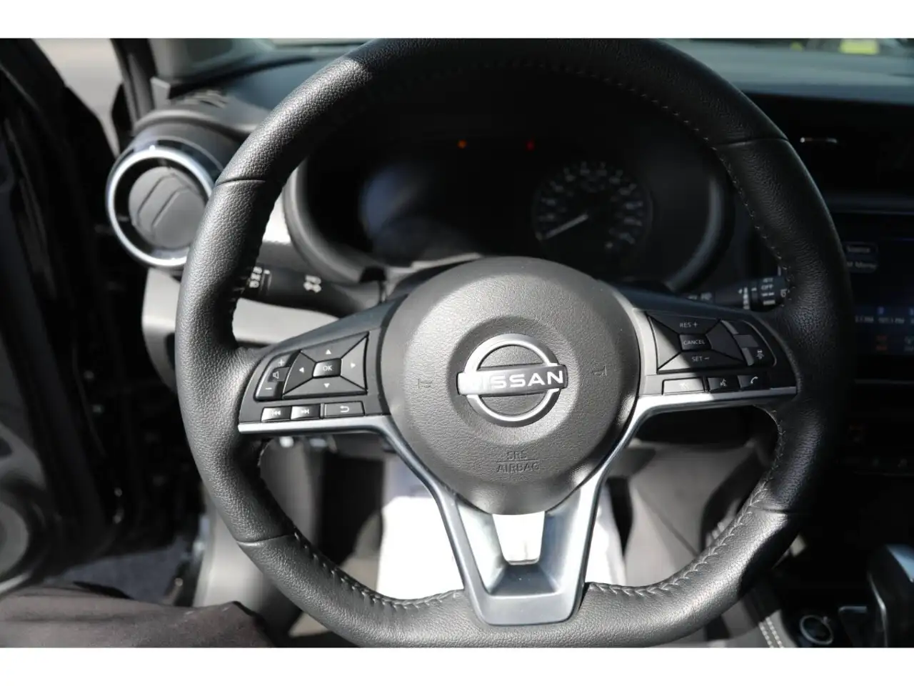 Nissan Kicks снимка Nissan Kicks