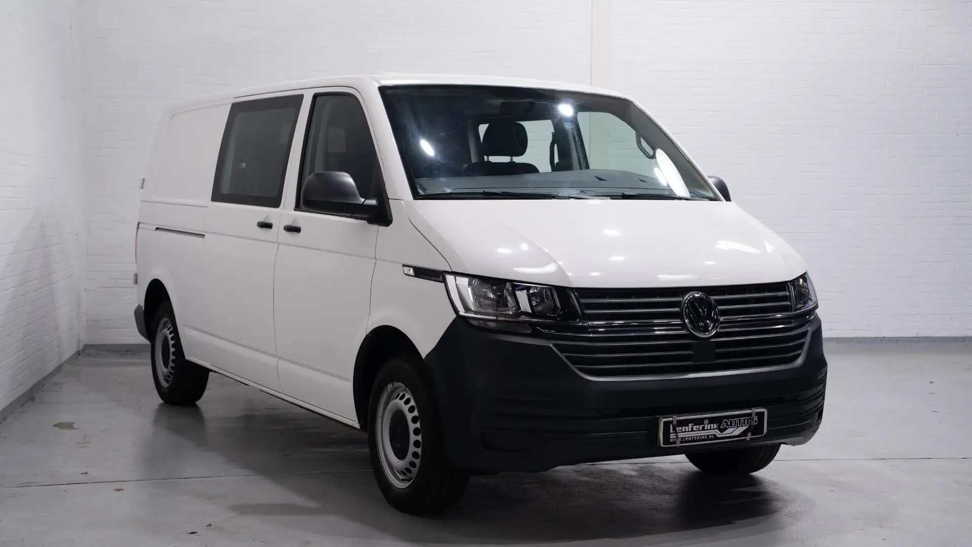 Volkswagen T6.1 Transporter 2.0 TDI 110 pk L2 Dubbel Cabine 2x Schuifdeur NAP, Blanc - 2