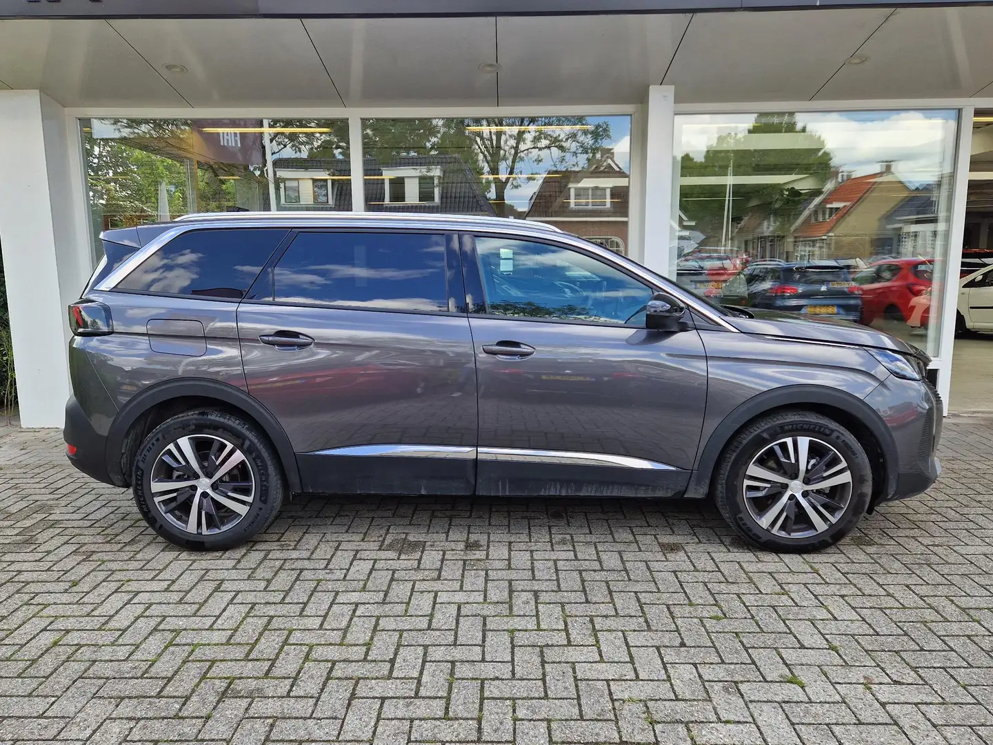 Peugeot 5008 1.2T 130pk Allure Pack Business | Navigatie | Clim Zilver - 2