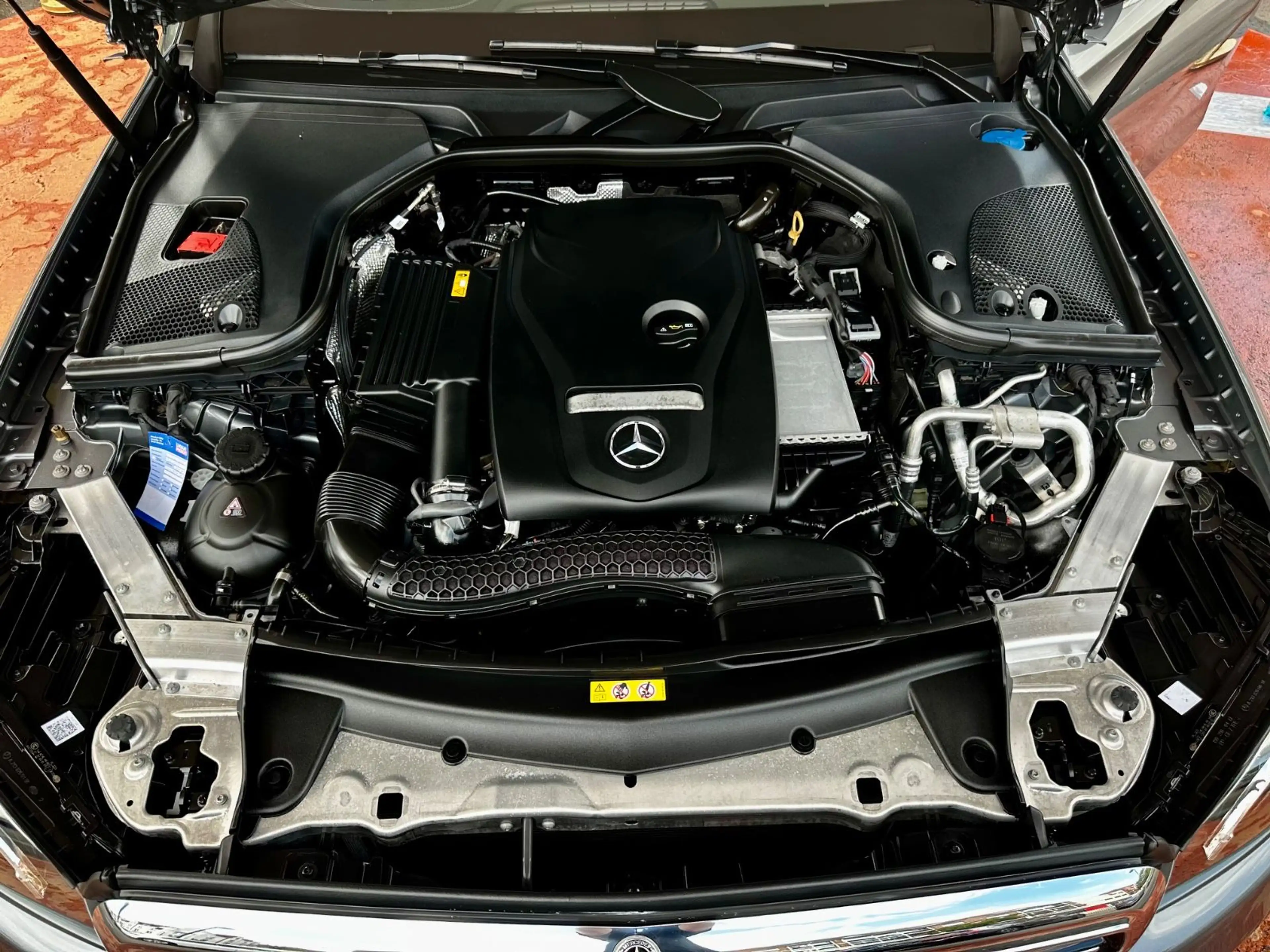 Mercedes-Benz E 200 Lim. Automatik | Exclusive | Business | — photo 46
