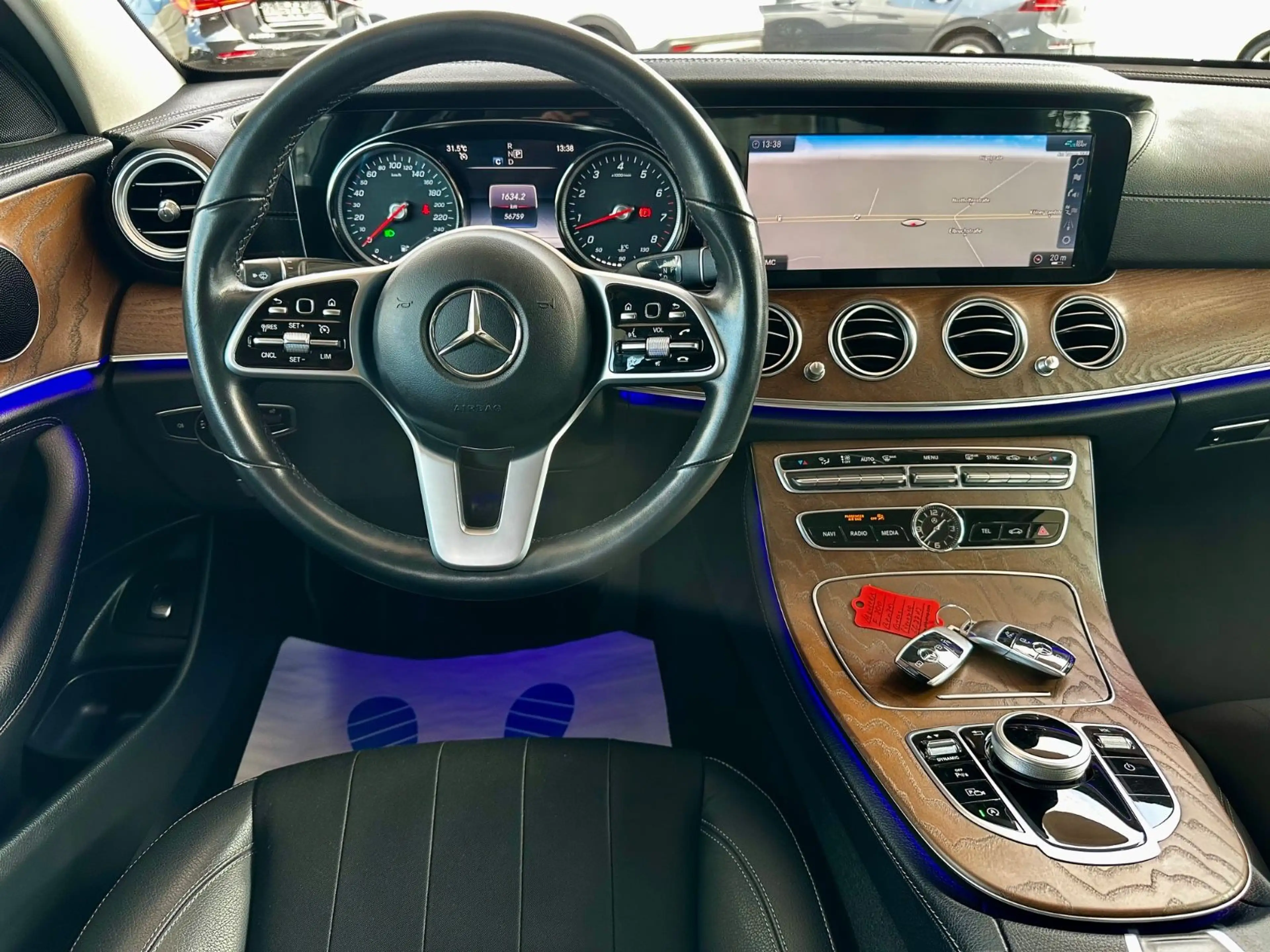 Mercedes-Benz E 200 Lim. Automatik | Exclusive | Business | — photo 16