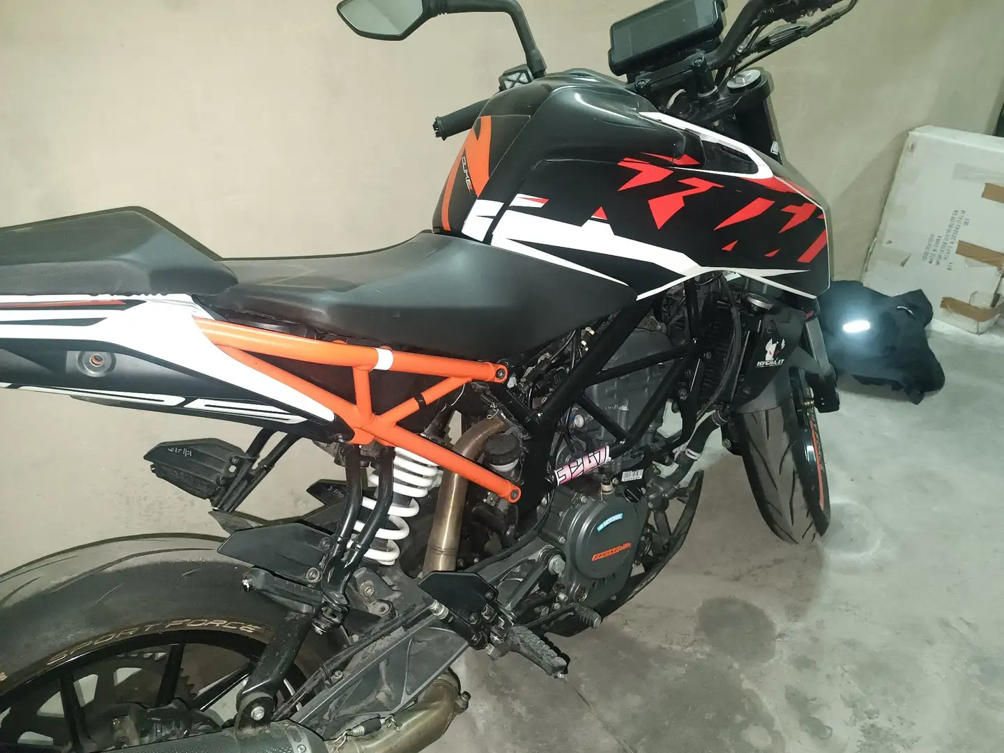 KTM 125 Duke Alb - 2