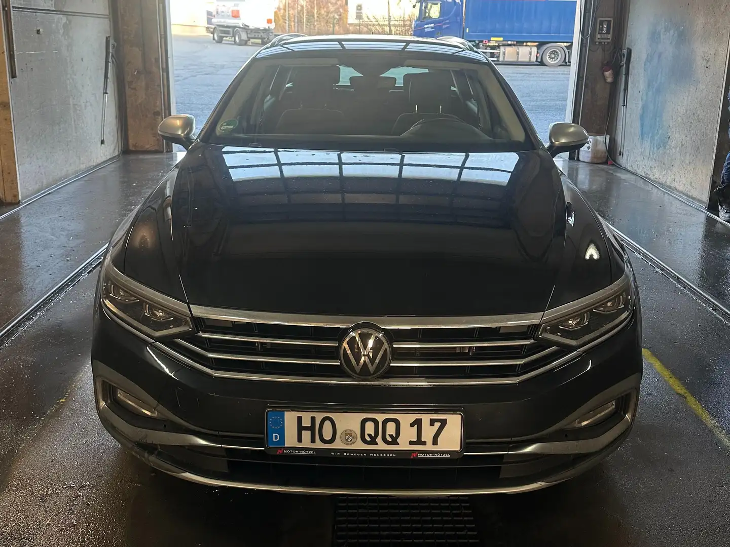 Volkswagen Passat Alltrack Passat Variant 2.0 TDI SCR DSG 4Motion Alltrack Schwarz - 1