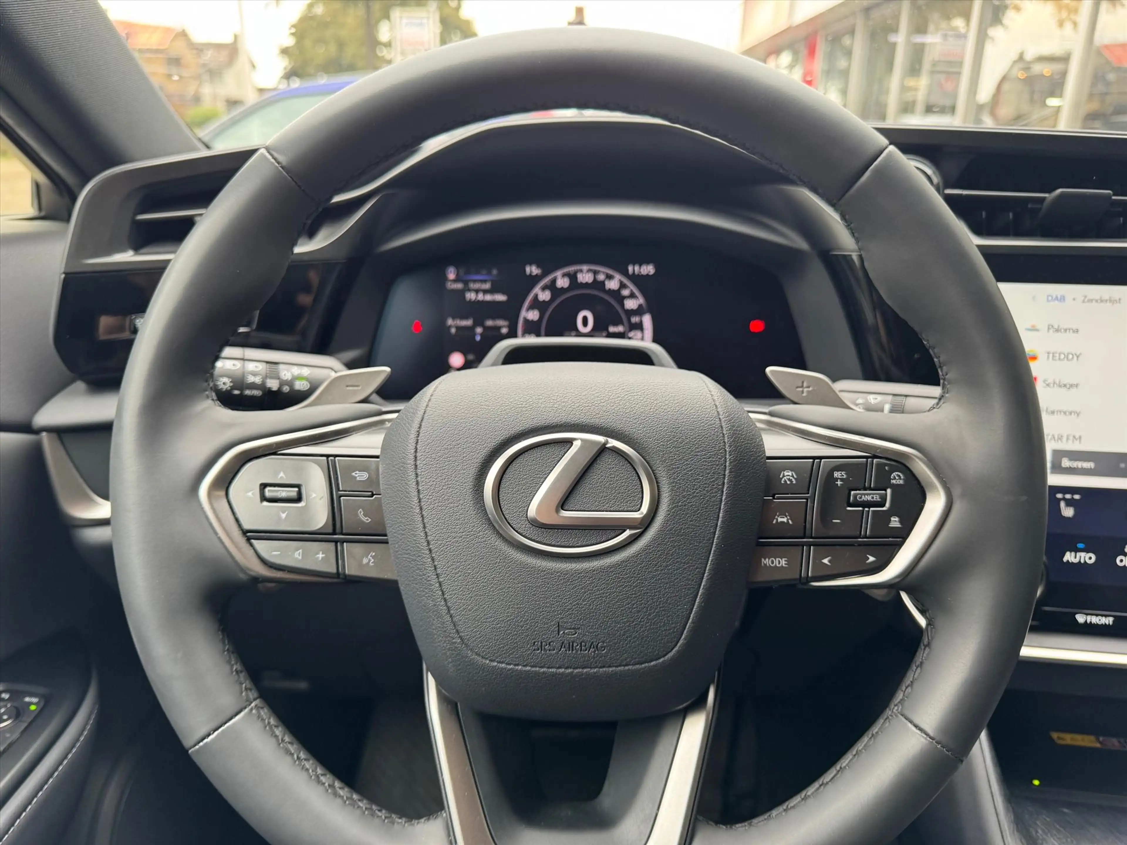 Lexus RZ 450e 313PK AWD Executive Line | Eerste eigenaar, L — photo 16