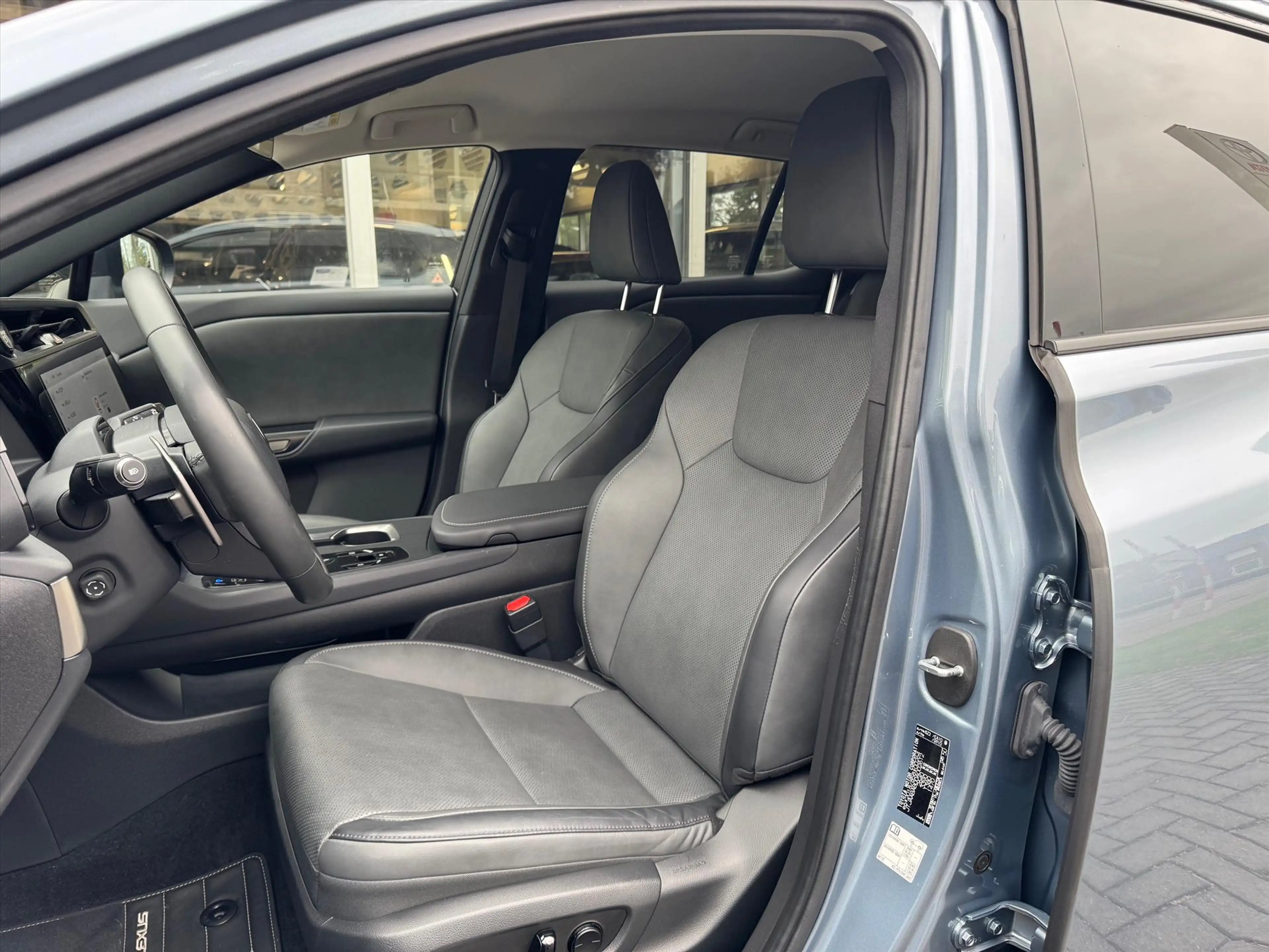 Lexus RZ 450e 313PK AWD Executive Line | Eerste eigenaar, L — photo 14