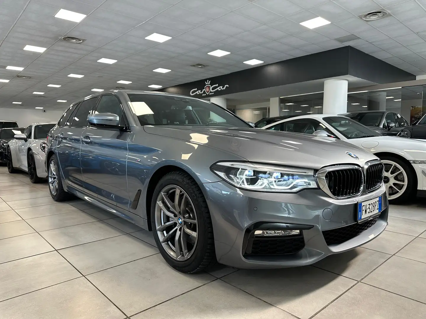 BMW 520 d Touring Msport auto Grigio - 1