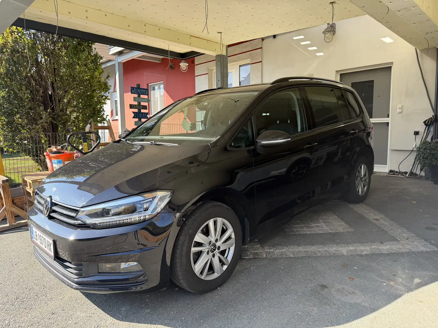 Volkswagen Touran 2,0 TDI SCR DSG 7 Sitze - 2