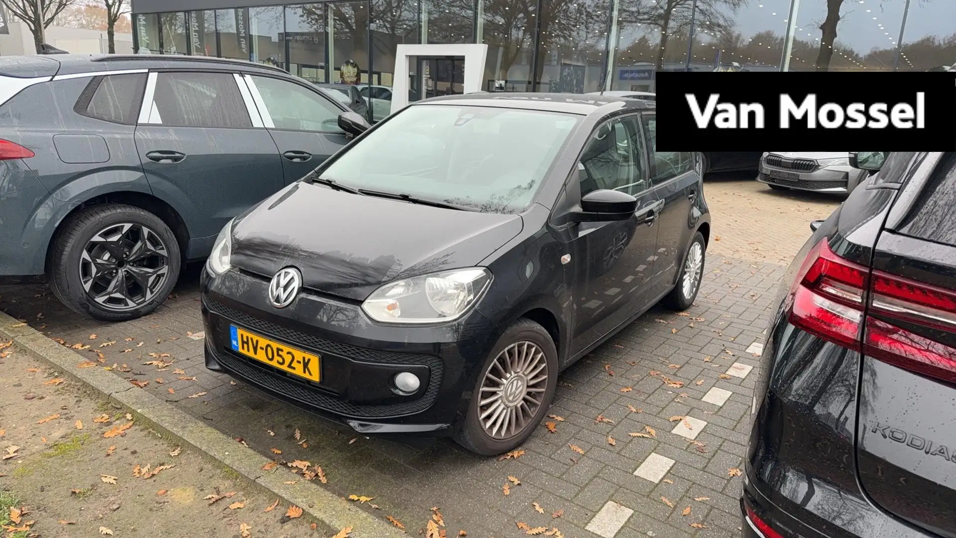 Volkswagen up! 1.0 high up! BlueMotion | WORDT VERWACHT | Zwart - 1