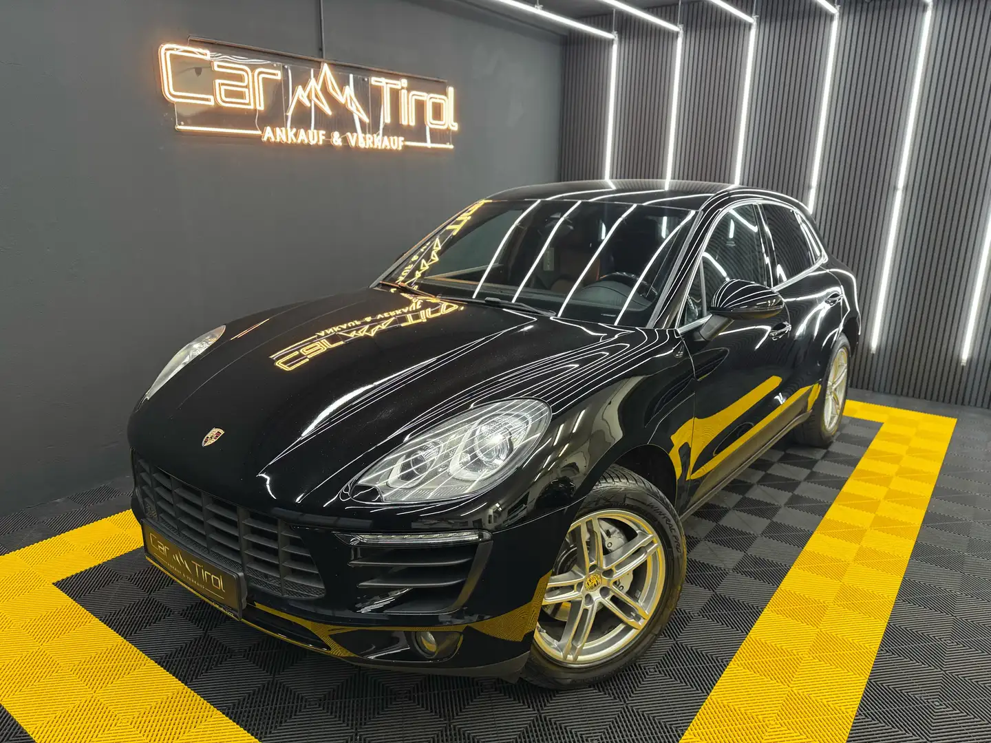 Porsche Macan S 3,0 Schwarz - 1