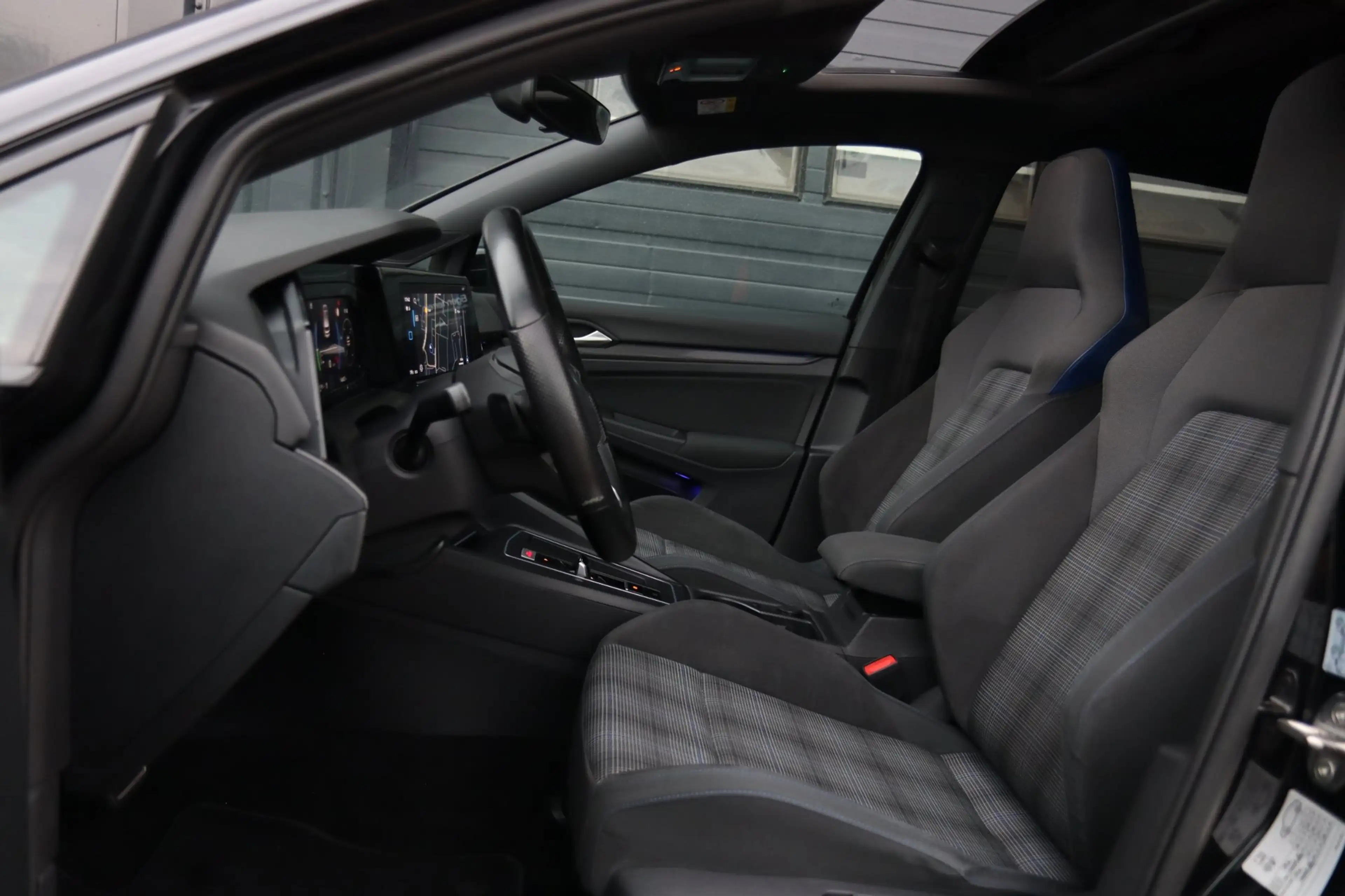 Volkswagen Golf GTE 1.4 eHybrid / PANO / CAMERA / CARPLAY / SFEERVERLI — photo 12