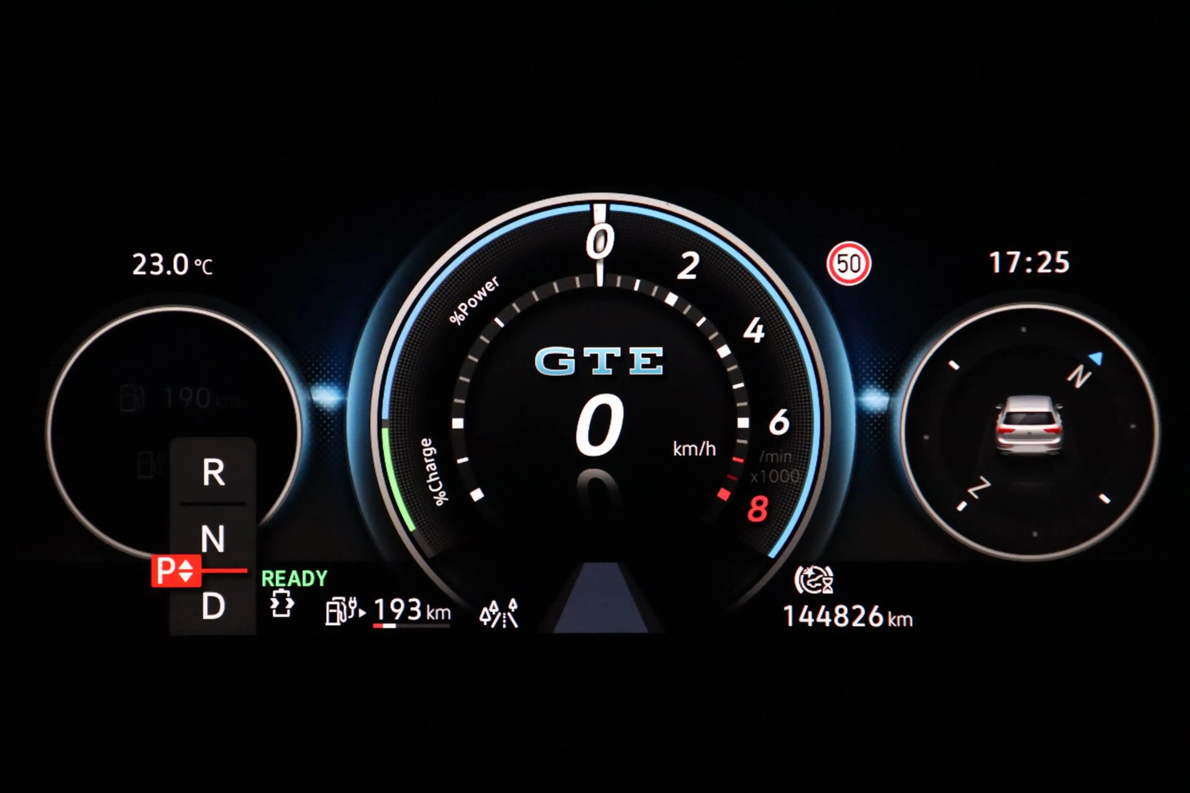 Volkswagen Golf GTE 1.4 eHybrid / PANO / CAMERA / CARPLAY / SFEERVERLI — photo 7