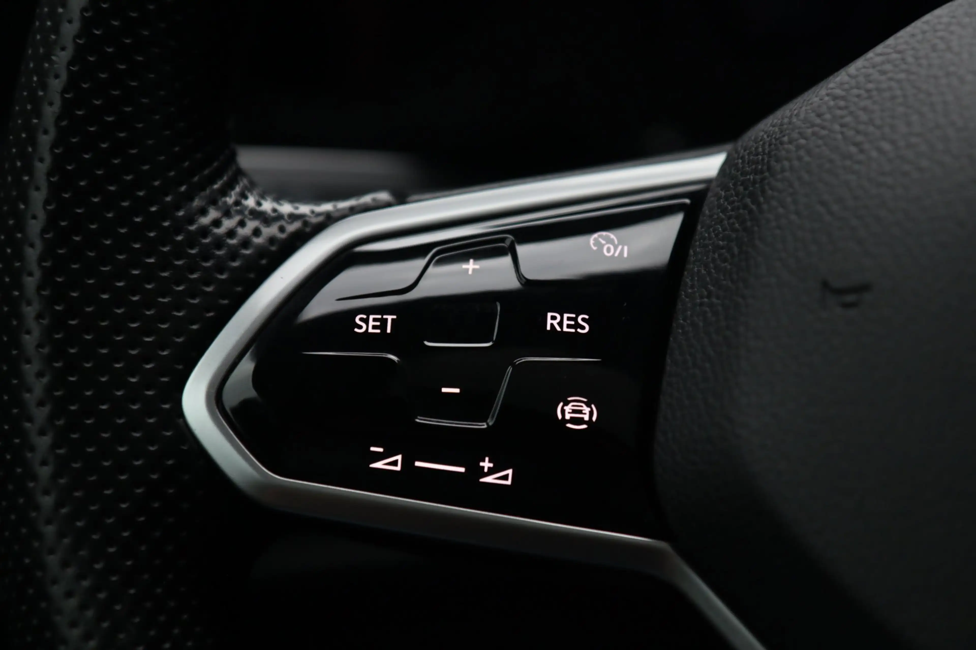 Volkswagen Golf GTE 1.4 eHybrid / PANO / CAMERA / CARPLAY / SFEERVERLI — photo 18