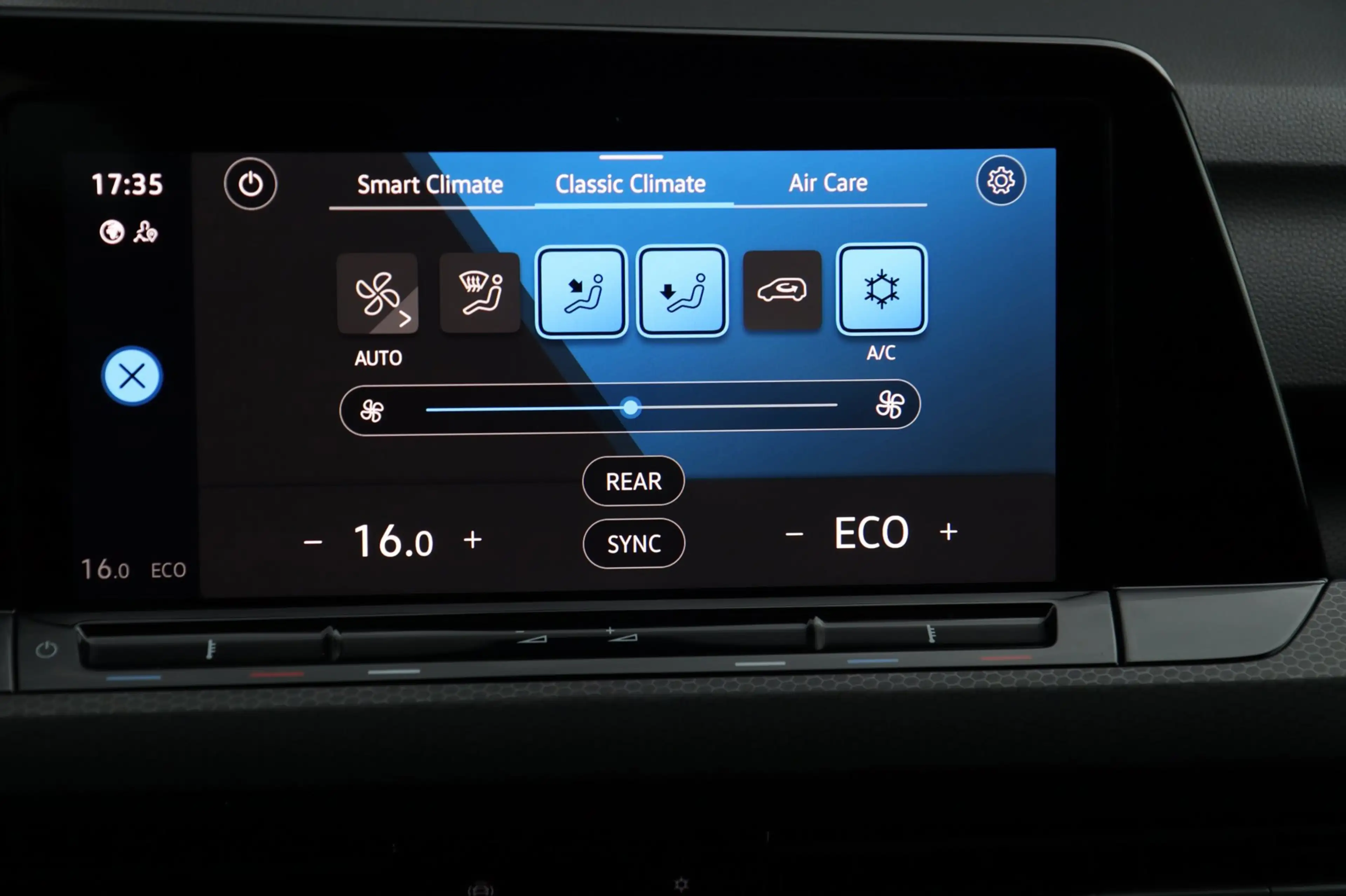 Volkswagen Golf GTE 1.4 eHybrid / PANO / CAMERA / CARPLAY / SFEERVERLI — photo 25