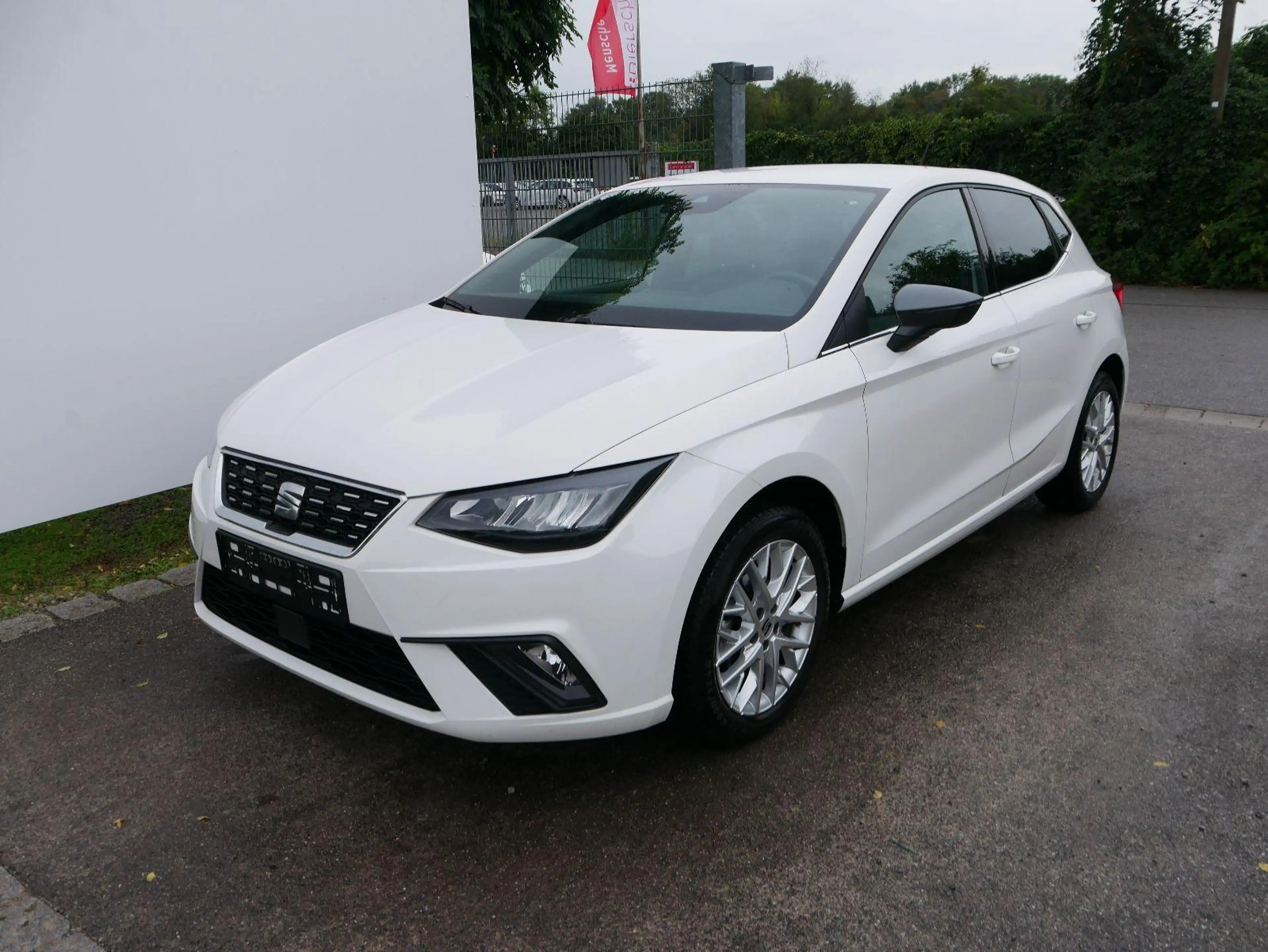 SEAT Ibiza Xcellence 1.0 TSI Xcellence*NAVI*PDC-HI*LED*SHZ...