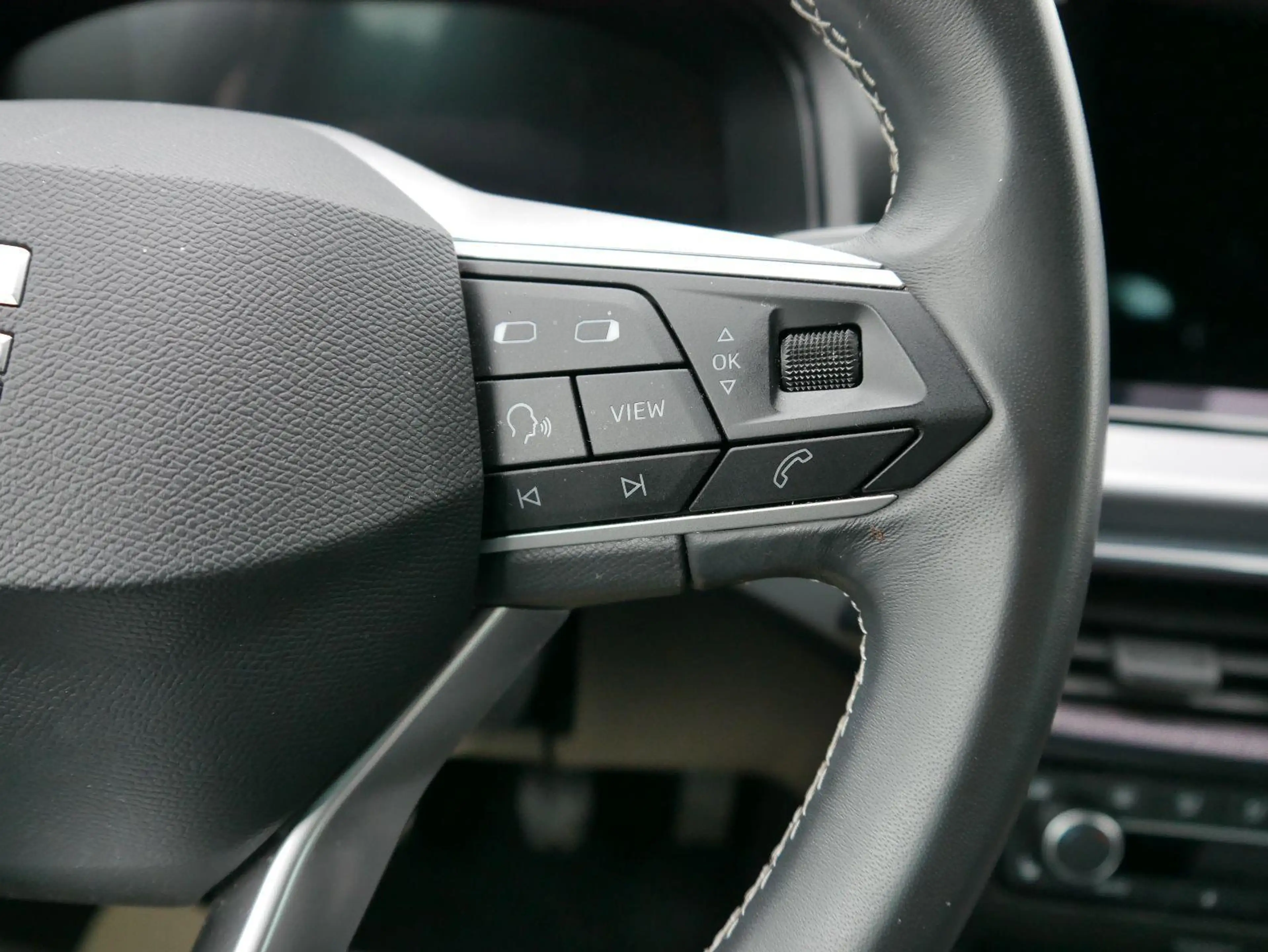SEAT Ibiza Xcellence 1.0 TSI Xcellence*NAVI*PDC-HI*LED*SHZ... — photo 13