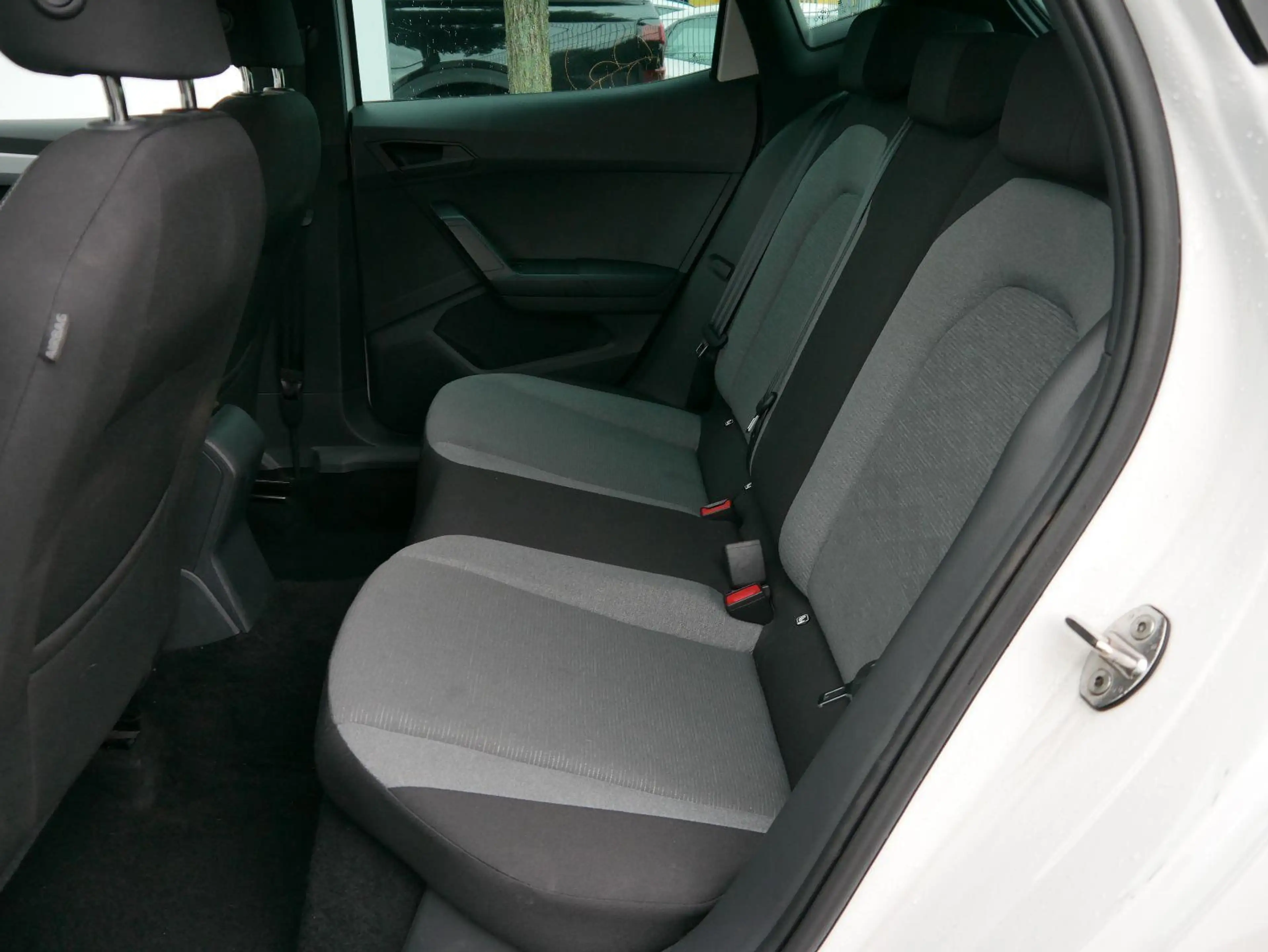 SEAT Ibiza Xcellence 1.0 TSI Xcellence*NAVI*PDC-HI*LED*SHZ... — photo 7