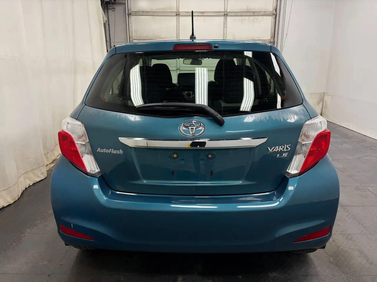 Toyota Yaris photo Toyota Yaris