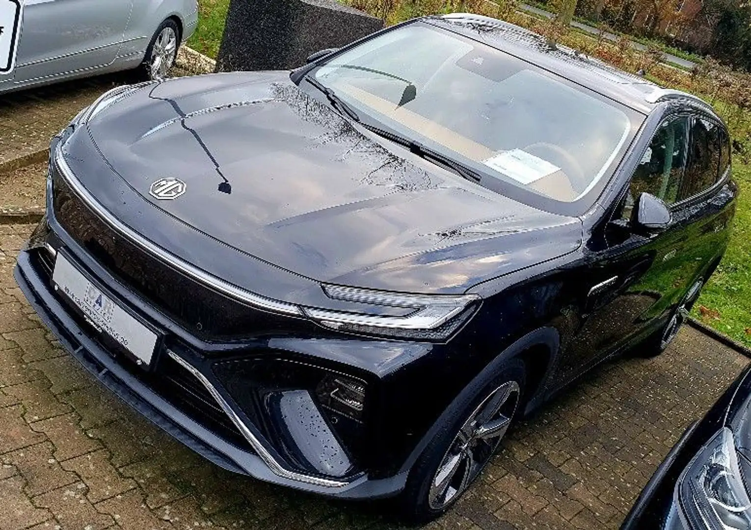 MG Marvel R 70KWh Performance Wildleder Braun Exclu Noir - 2