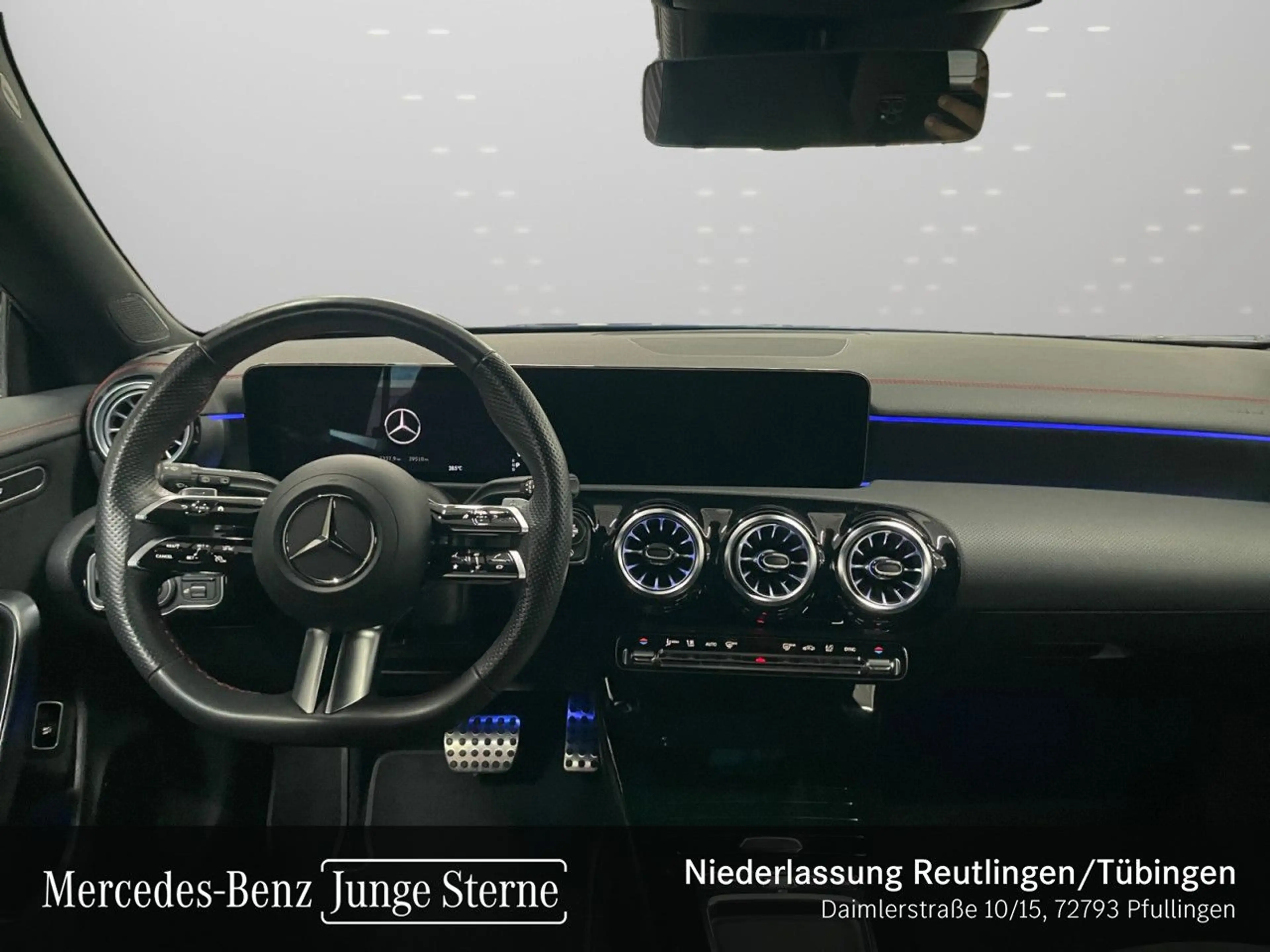 Mercedes-Benz CLA 220 d AMG+360°+AHK+MULTIBEAM+TOTW+KEYLESS+8G — photo 12