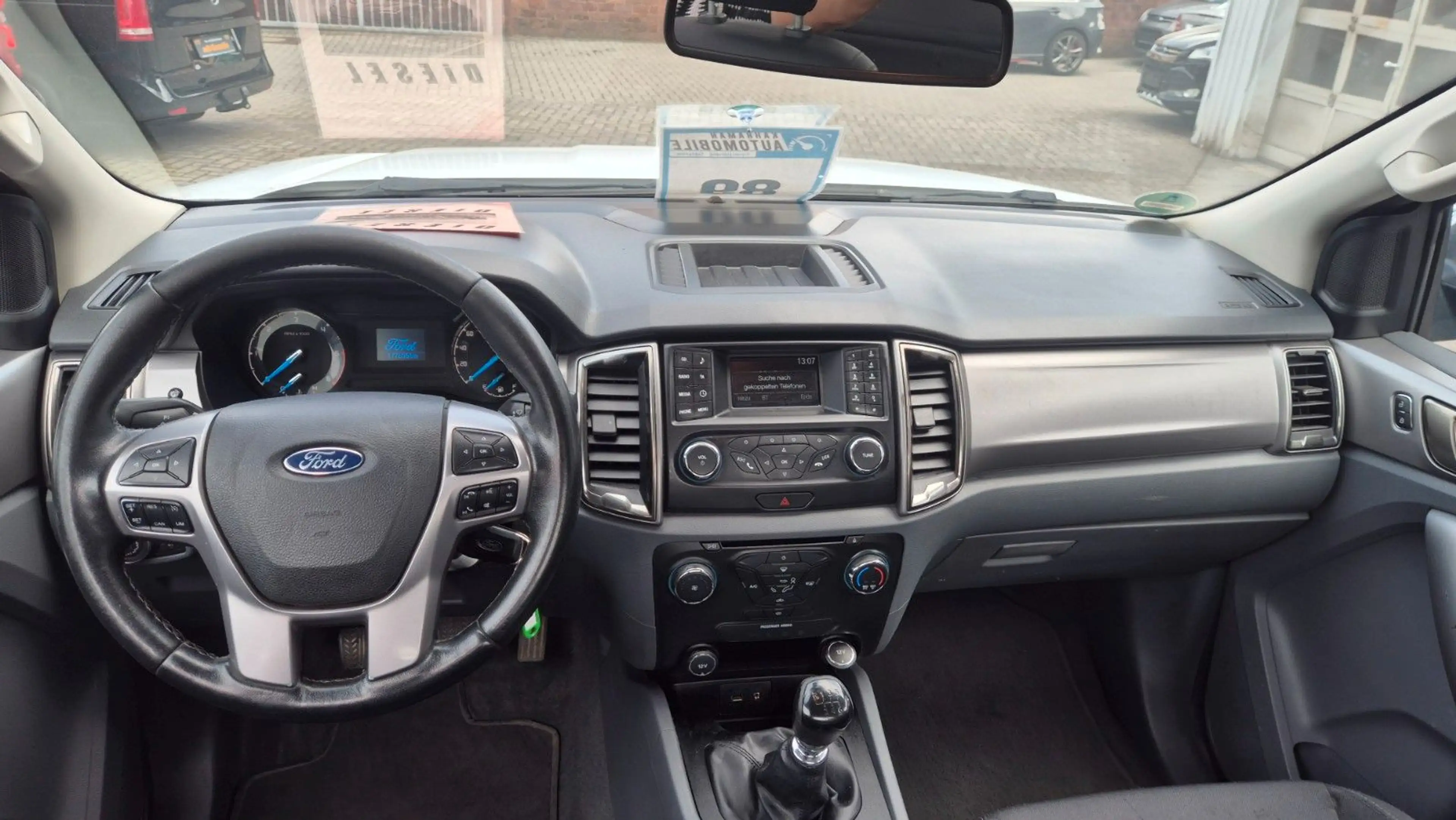 Ford Ranger XLT Extrakabine 4x4* — photo 13