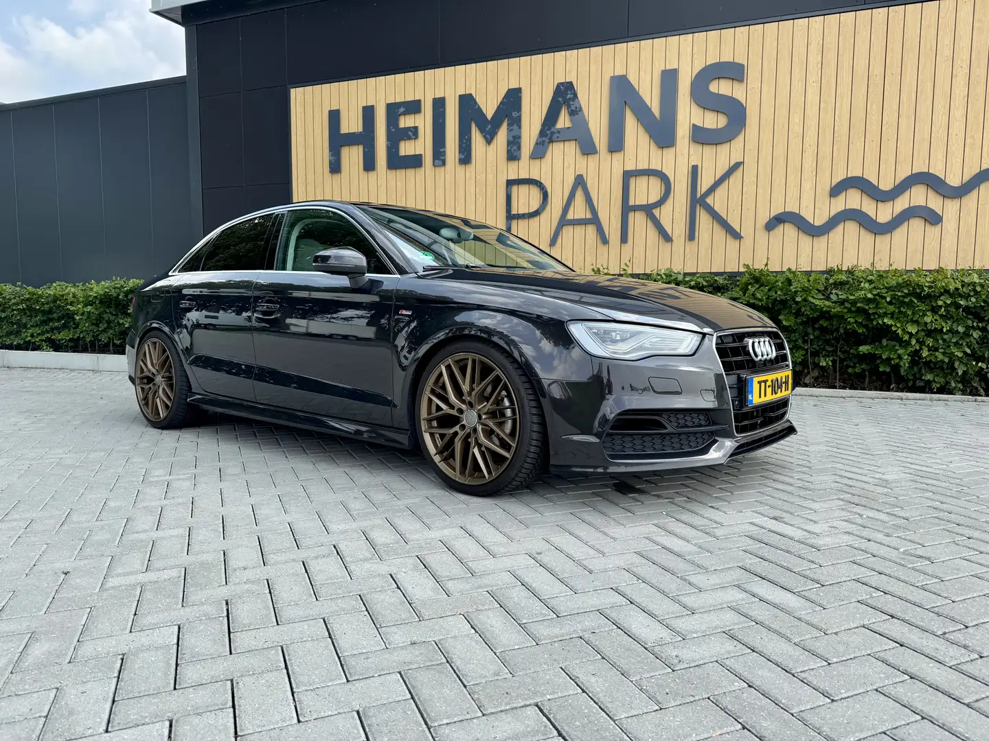 Audi A3 AUDI A3 1.4TFSI 3xS-LINE, PANO, ACC, B&O, VOL!!!! Bruin - 1