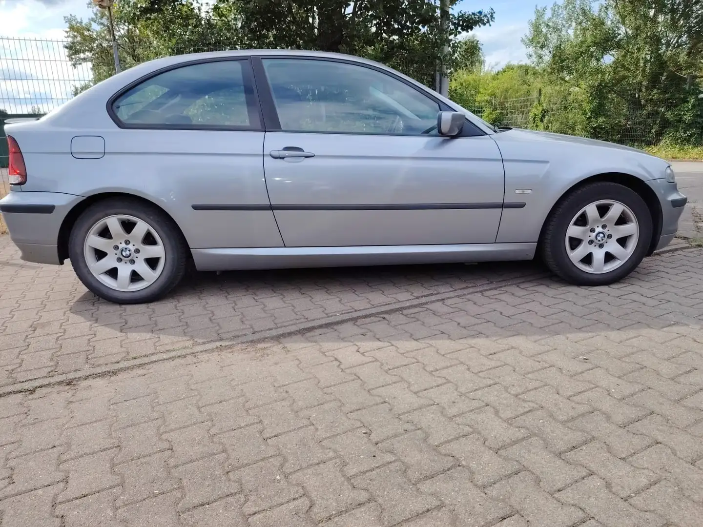 BMW 316 316ti compact Edition Lifestyle Grau - 2
