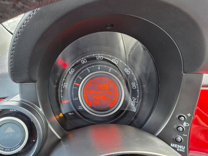 Abarth 500 🟢1.4 ESSENCE 135CV — photo 9