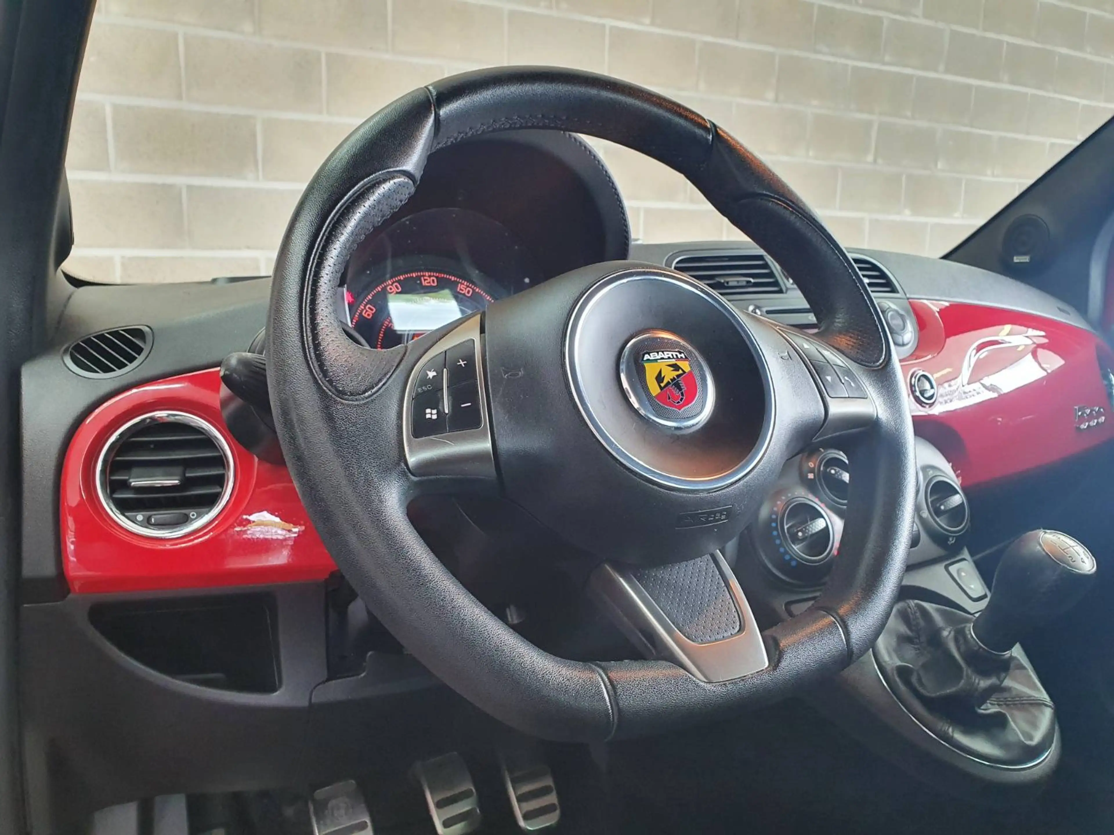 Abarth 500 🟢1.4 ESSENCE 135CV — photo 6