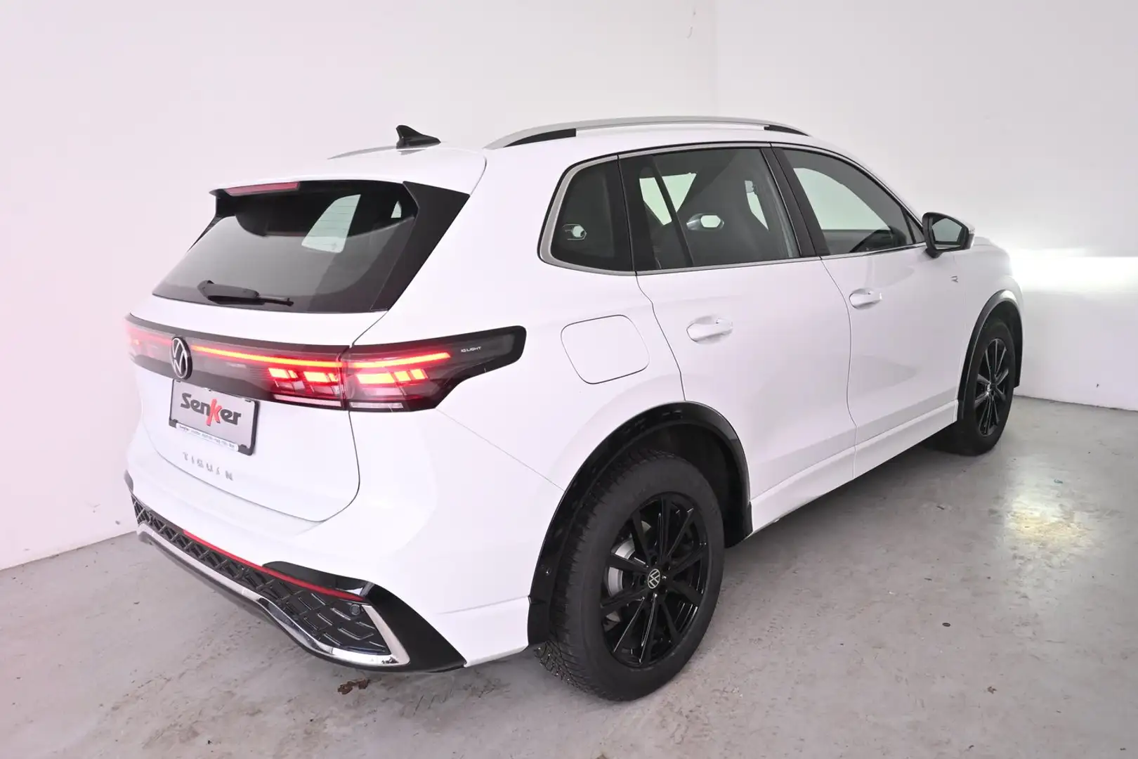 Volkswagen Tiguan R-Line TDI DSG Weiß - 2