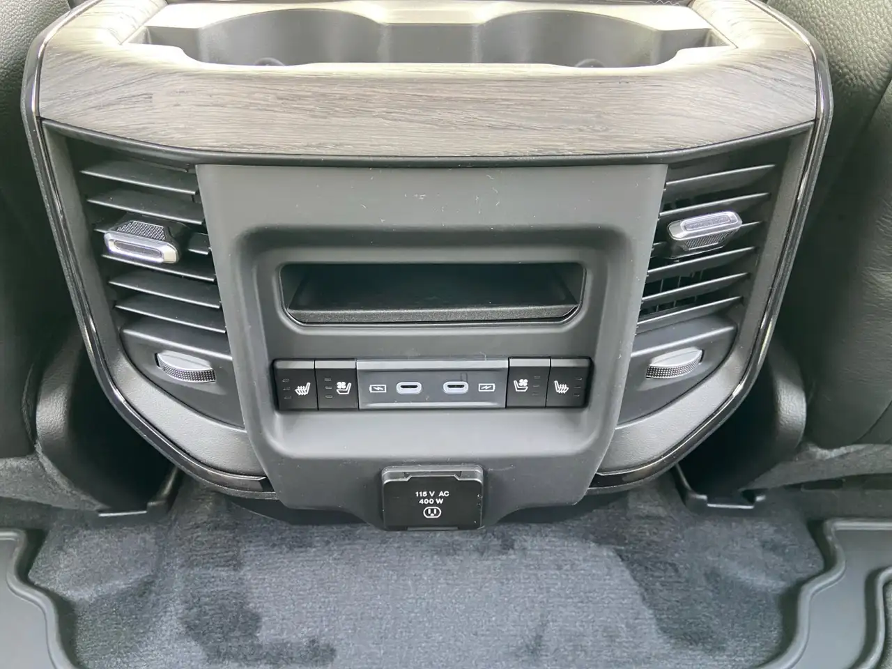 RAM 1500 photo RAM 1500