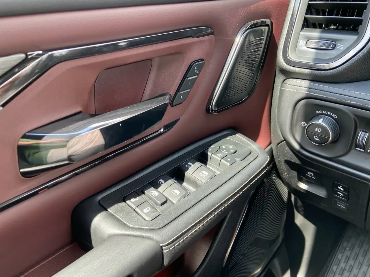 RAM 1500 photo RAM 1500