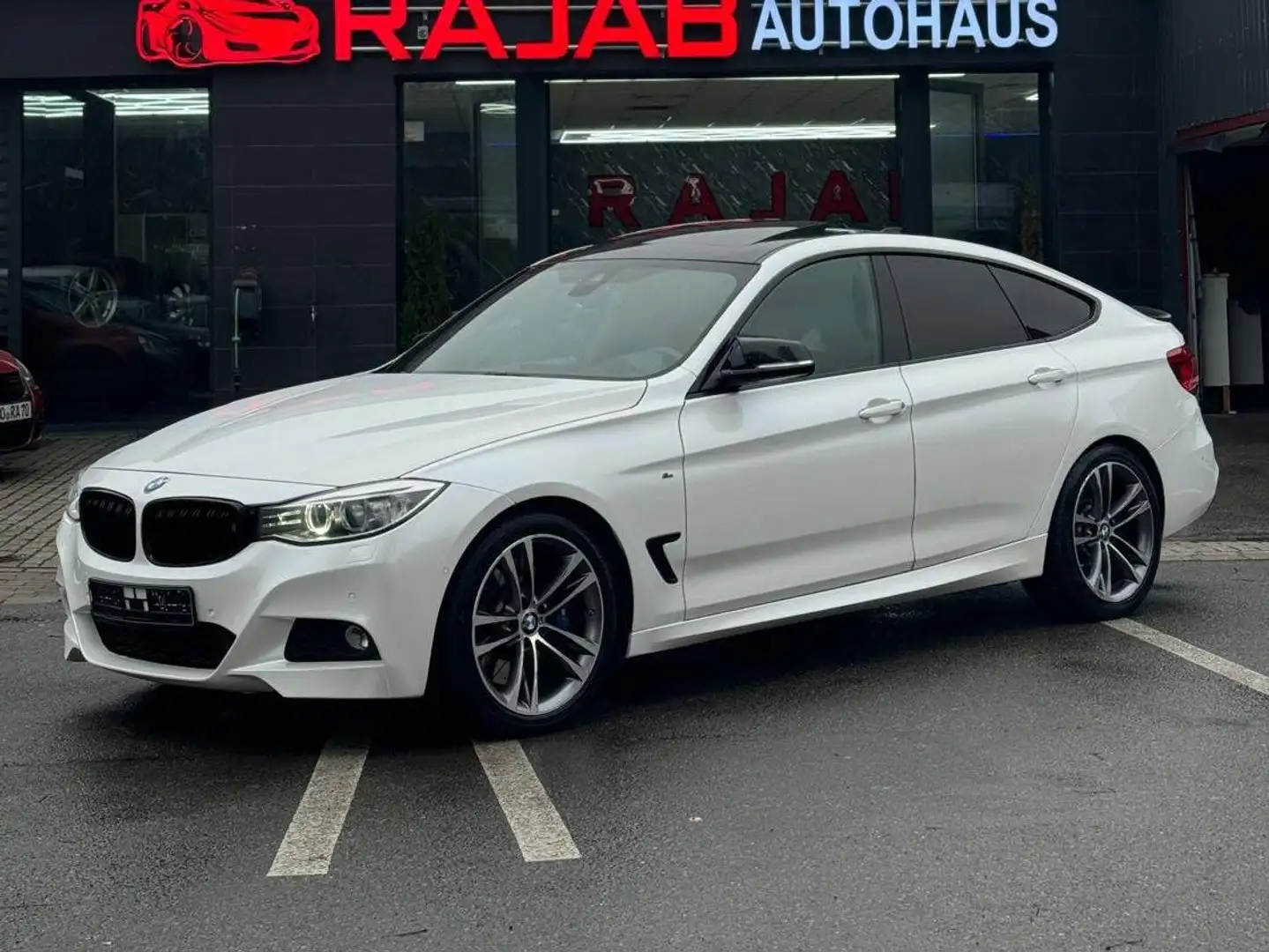 BMW 330 3er GT Diesel 330d xDrive GT Sport-Aut. Sport Line Blanc - 1