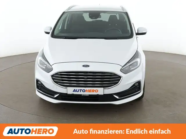 Ford S-Max view 9