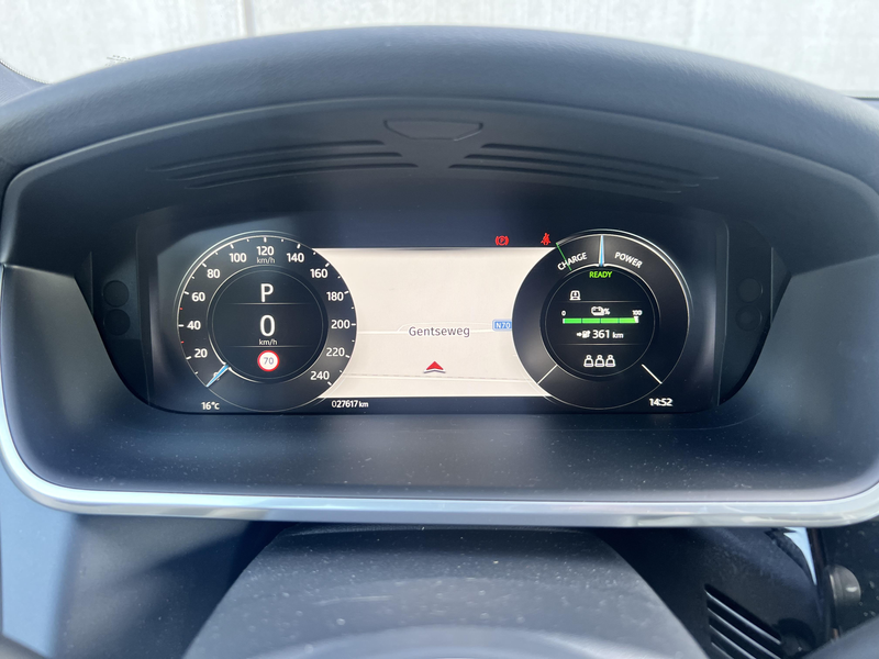 Jaguar I-Pace EV400 R-Dynamic SE — photo 12