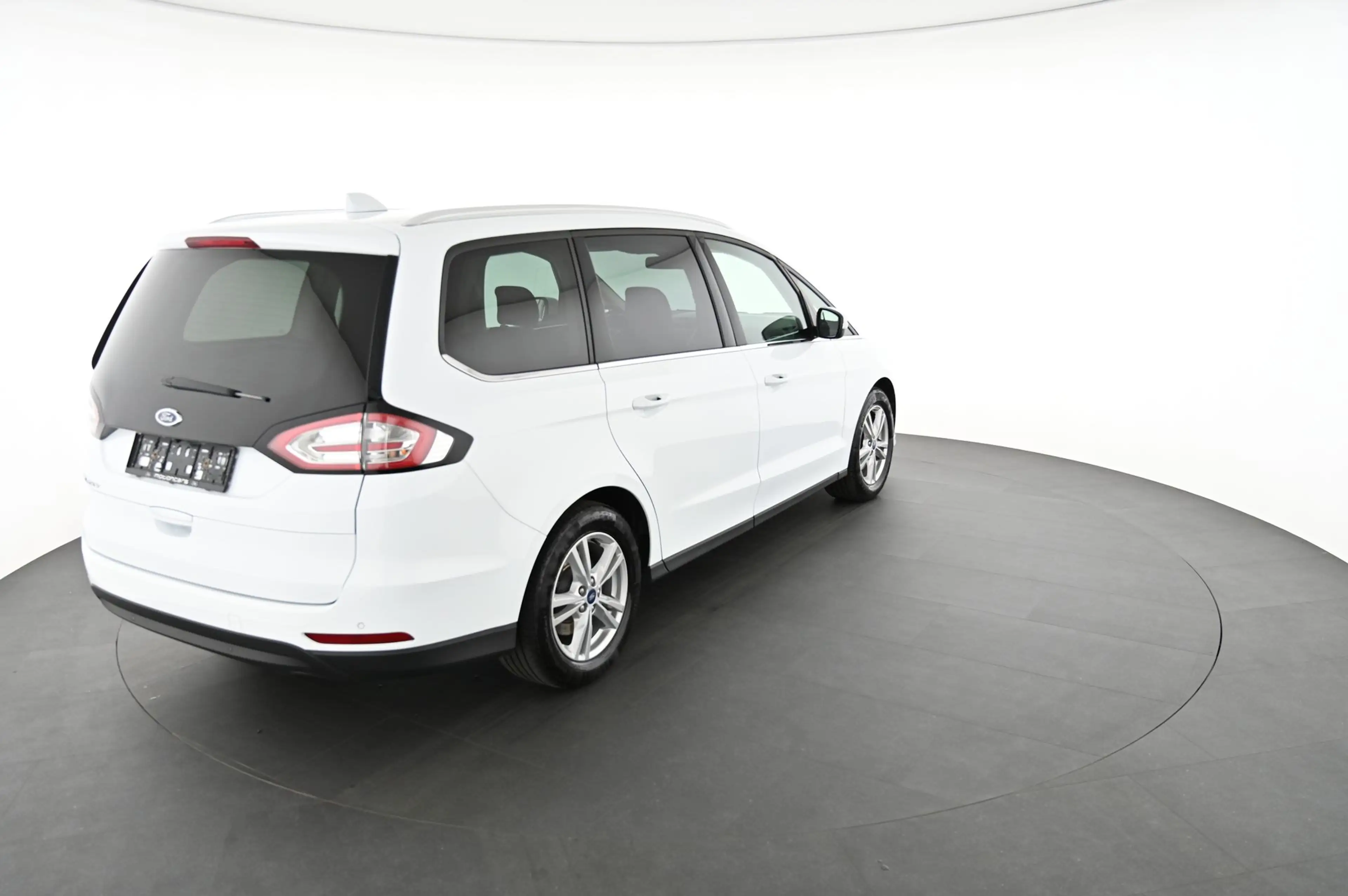 Ford Galaxy 2.0 EcoBlue Vignale Start/Stopp Pickerl NEU — photo 2