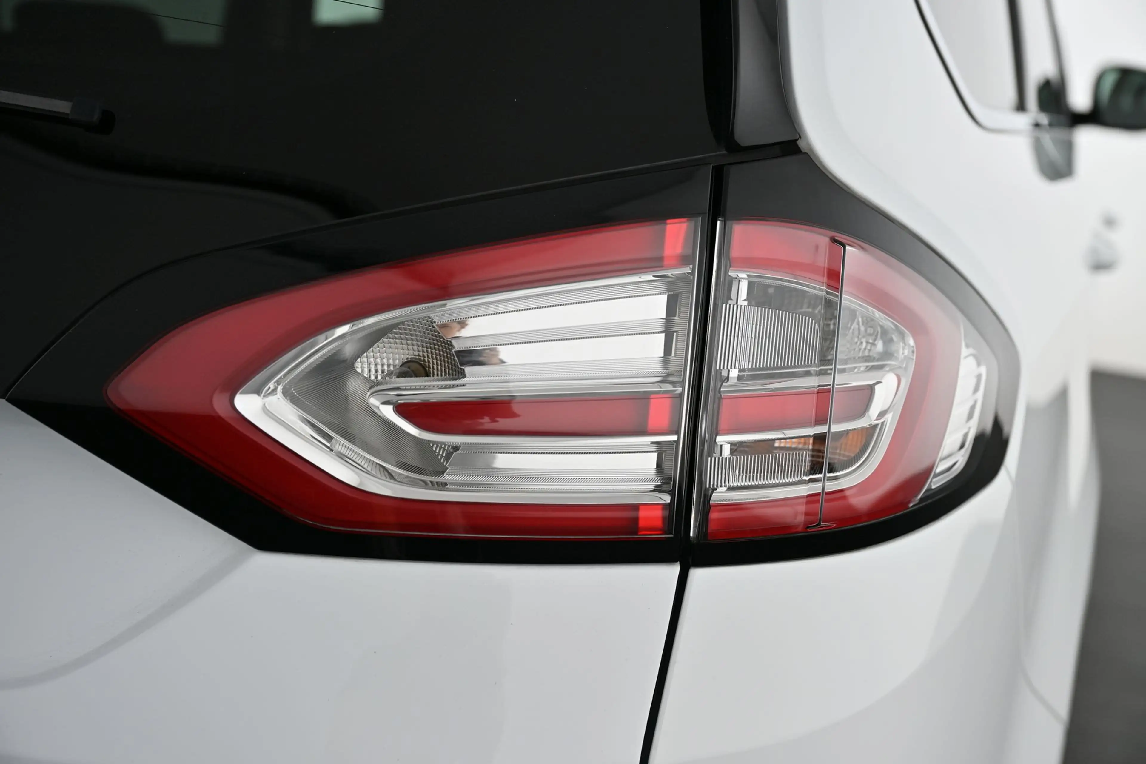 Ford Galaxy 2.0 EcoBlue Vignale Start/Stopp Pickerl NEU — photo 14