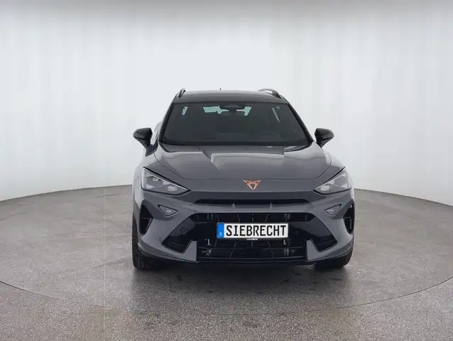 Cupra Formentor view 2