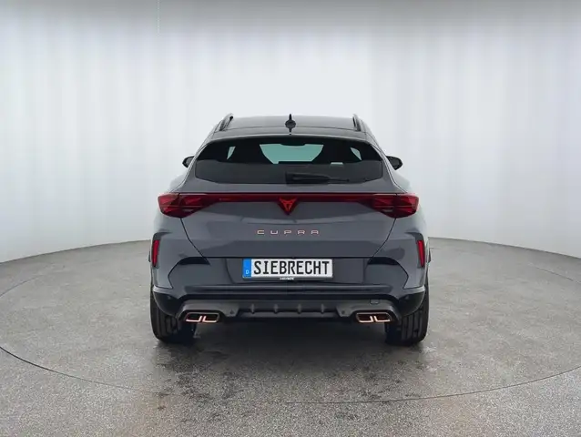 Cupra Formentor view 4