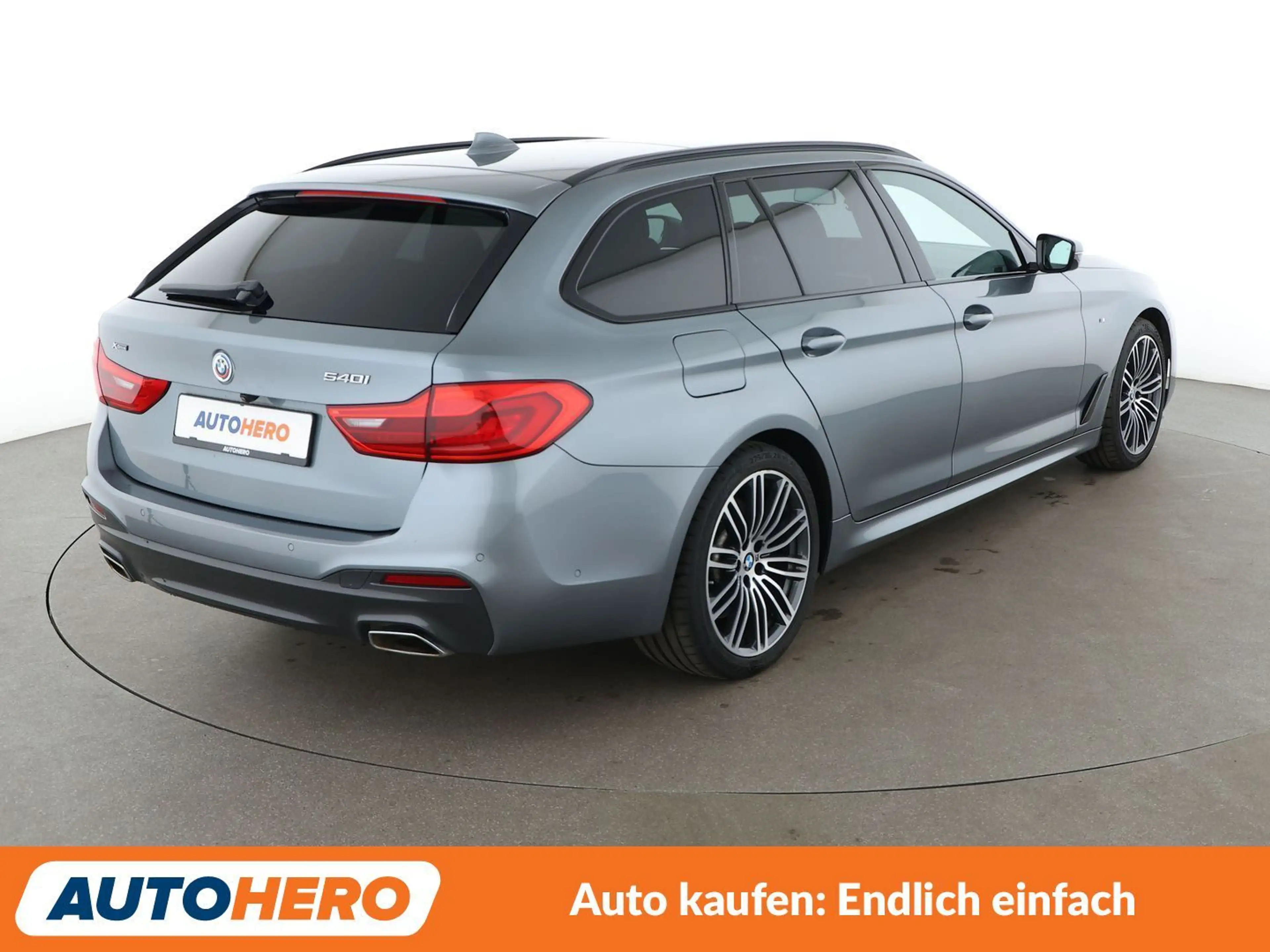 BMW 540 540i xDrive M Sport Aut.*NAVI*LED*HUD*ACC*CAM*PDC* — photo 6