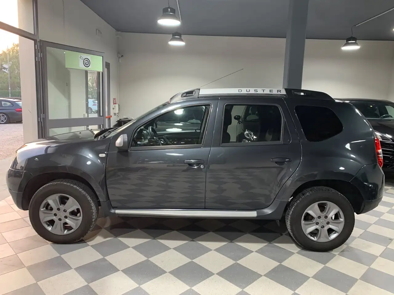 Dacia Duster 1.5 dci Brave2 4x2 s&s 110cv — photo 1 of 16