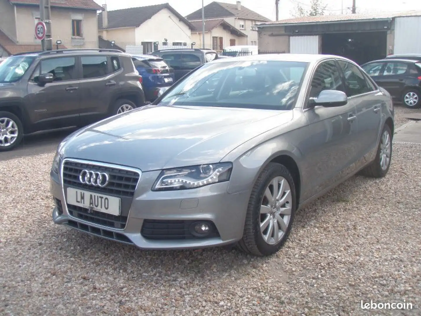 Audi A4 IV 2.0 TDI 143 AMBITION LUXE MULTITRONIC Gris - 1