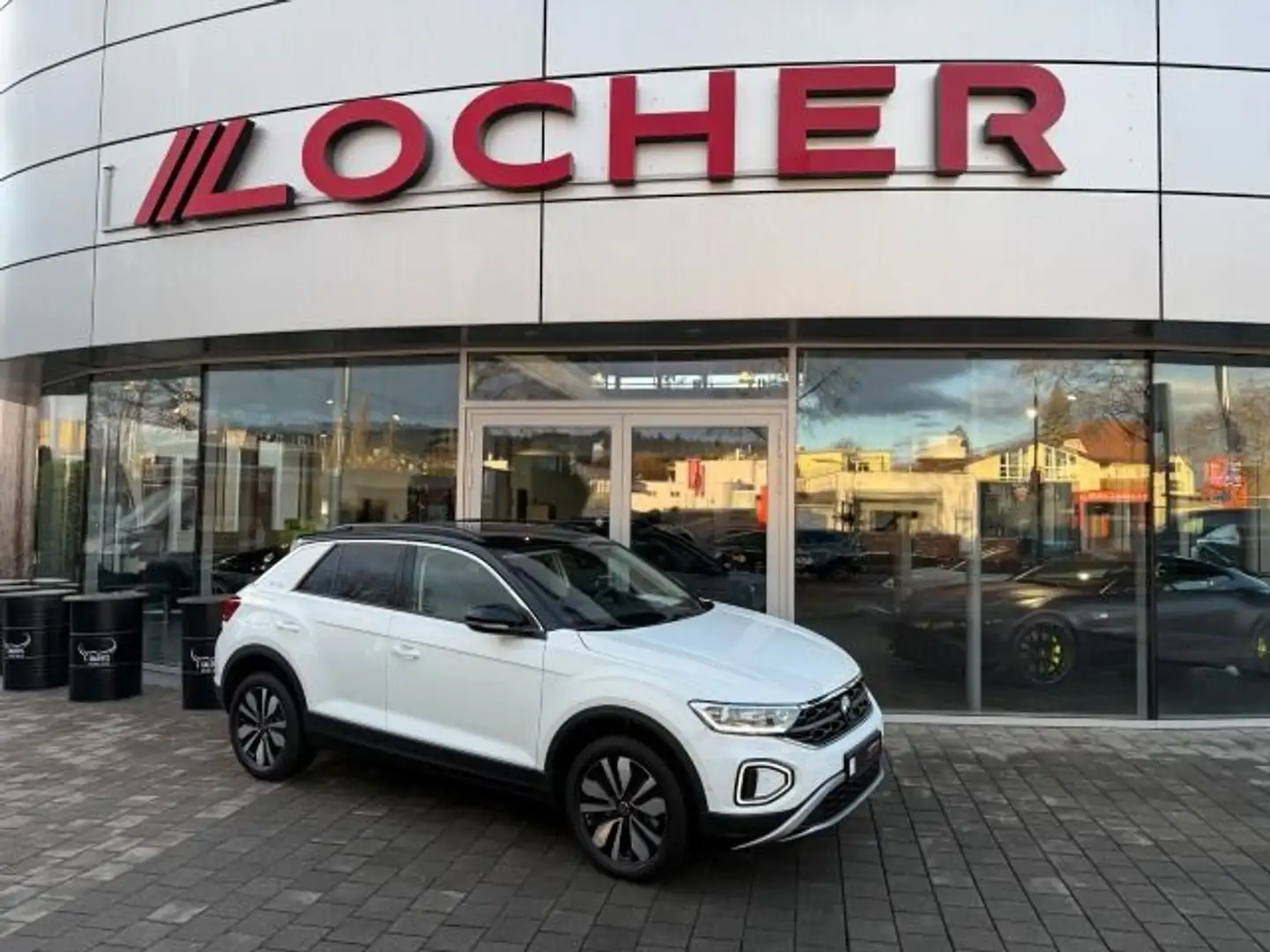 Volkswagen T-Roc T-ROC Life GOAL 2.0 TDI DSG LED ACC AHK Navi App Weiß - 1