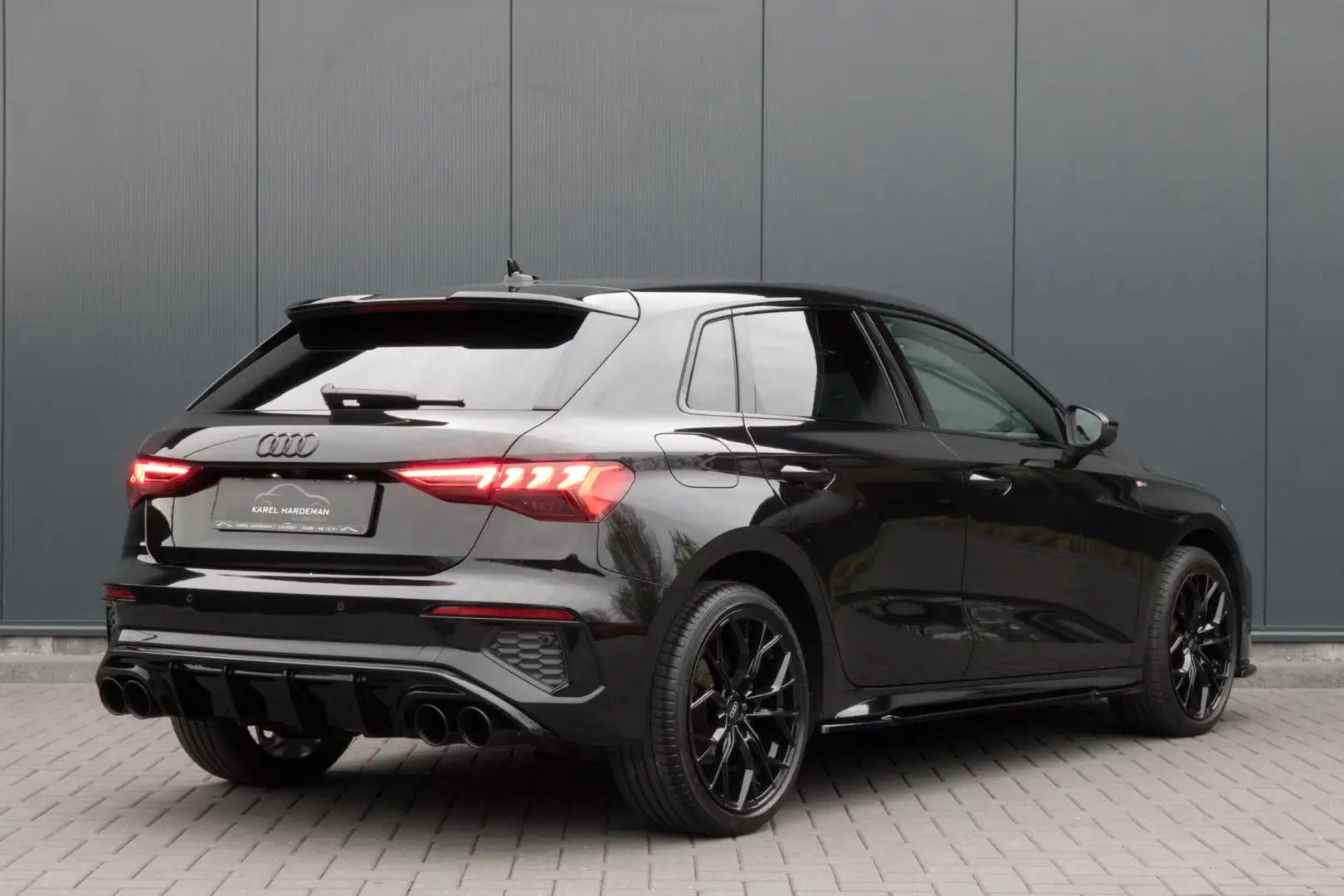 Audi A3 Sportback 40 TFSI e Advanced edition | S-LINE | RS Zwart - 2