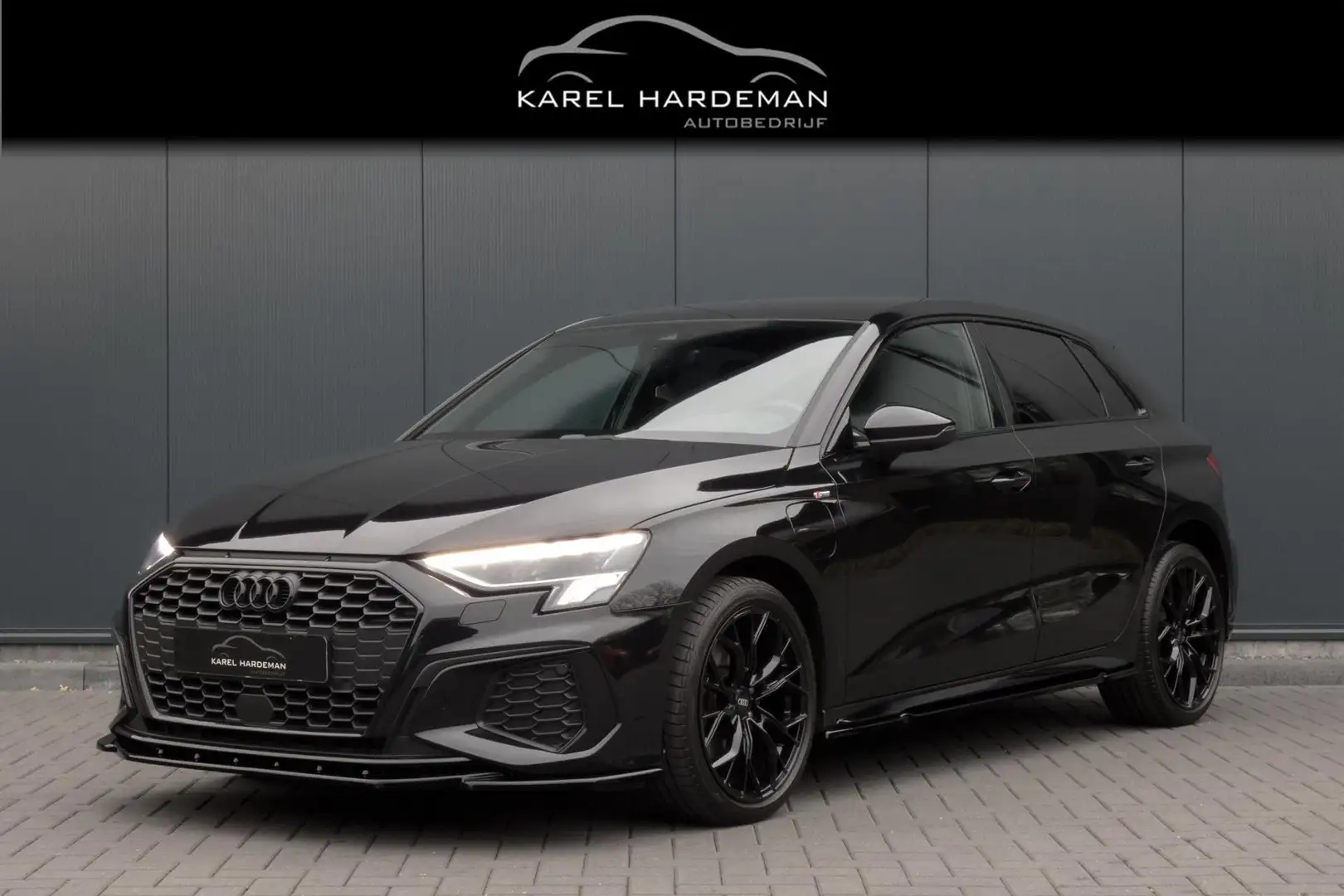 Audi A3 Sportback 40 TFSI e Advanced edition | S-LINE | RS Zwart - 1