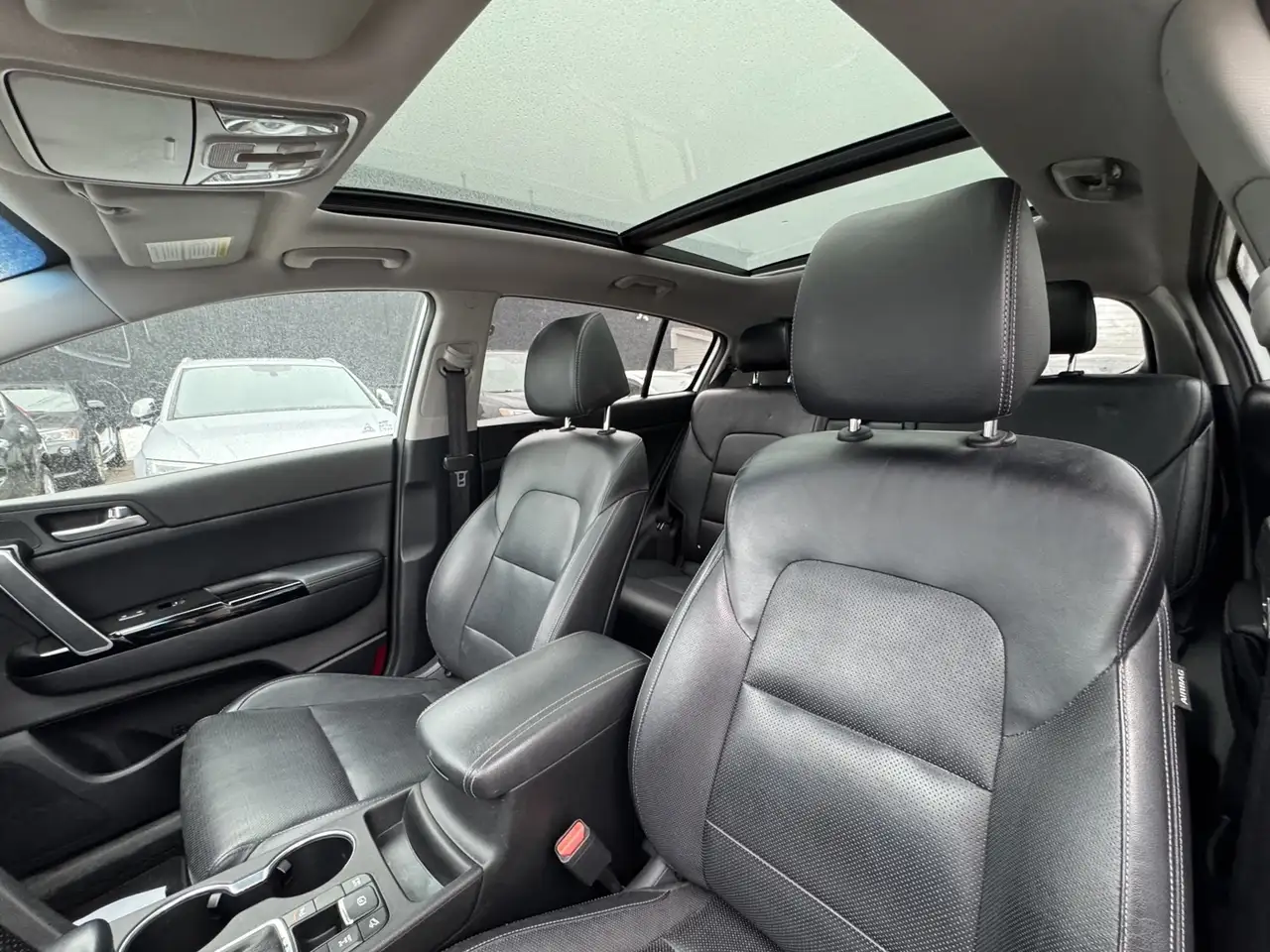 Kia Sportage снимка Kia Sportage