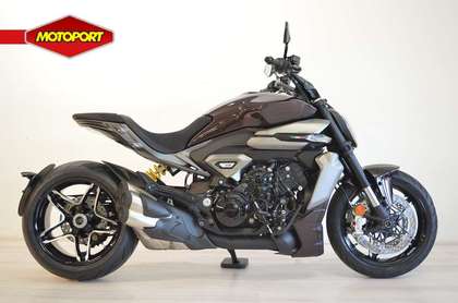 Ducati XDiavel V4