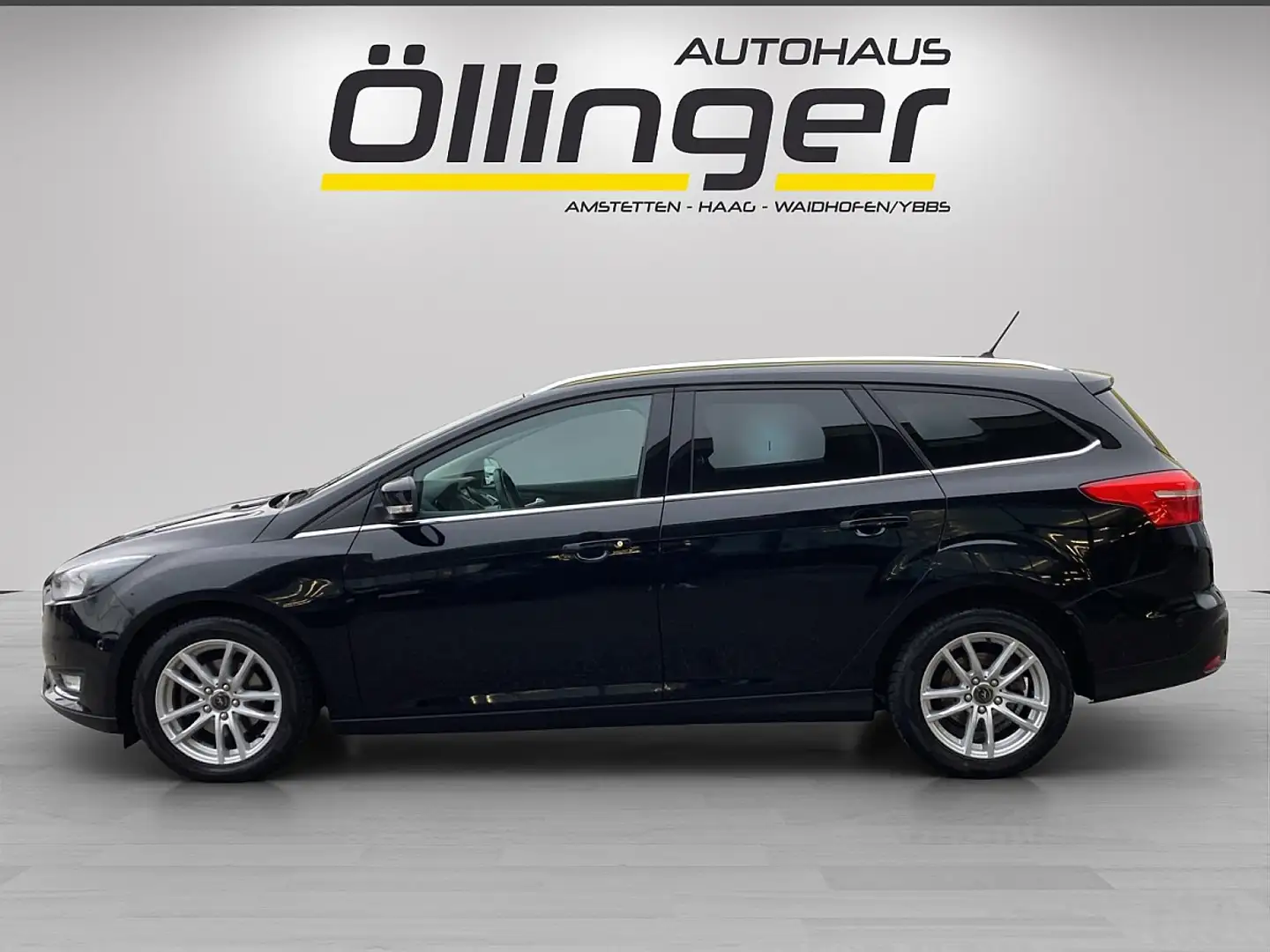Ford Focus Traveller 1,5 TDCi Titanium Schwarz - 2
